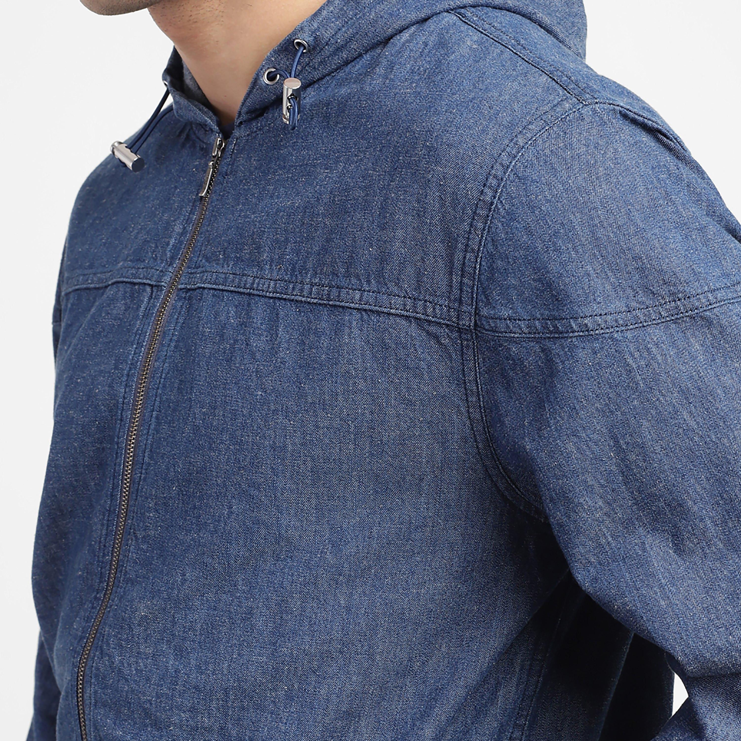 جاكيت بغطاء للرأس من ليفايز سادة-men-clothing-jacketsandblazers-jackets-image-3