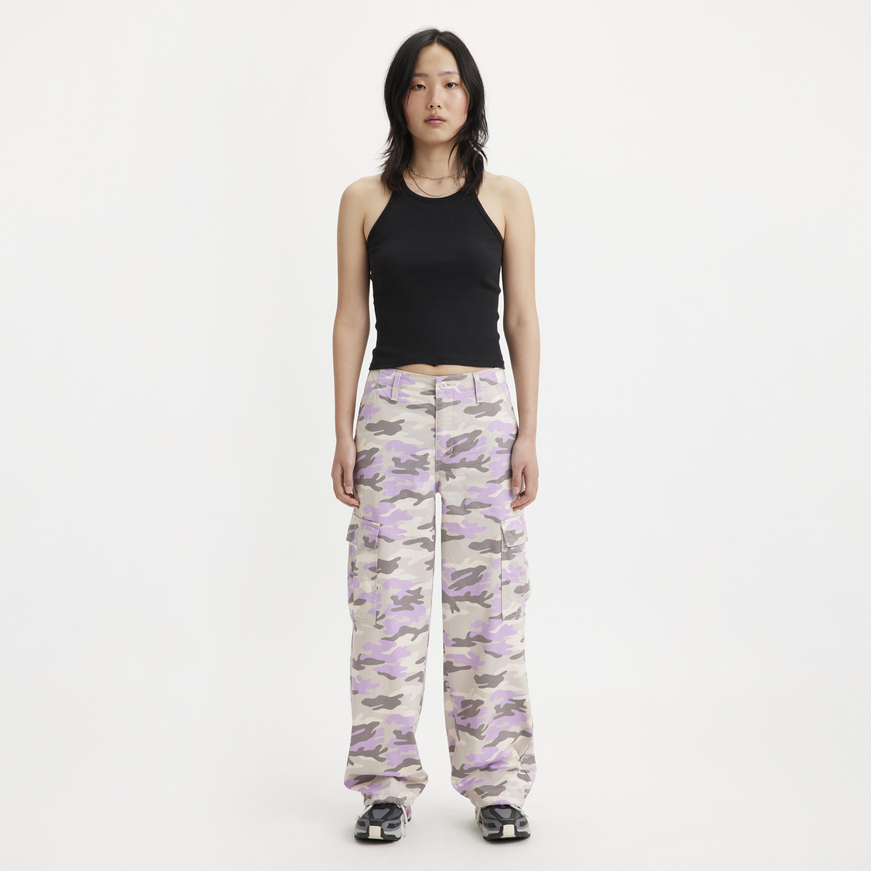 Levi's Camouflage Mid-Rise Cargo with Button Closure-women-clothing-bottoms-trousers-image-2