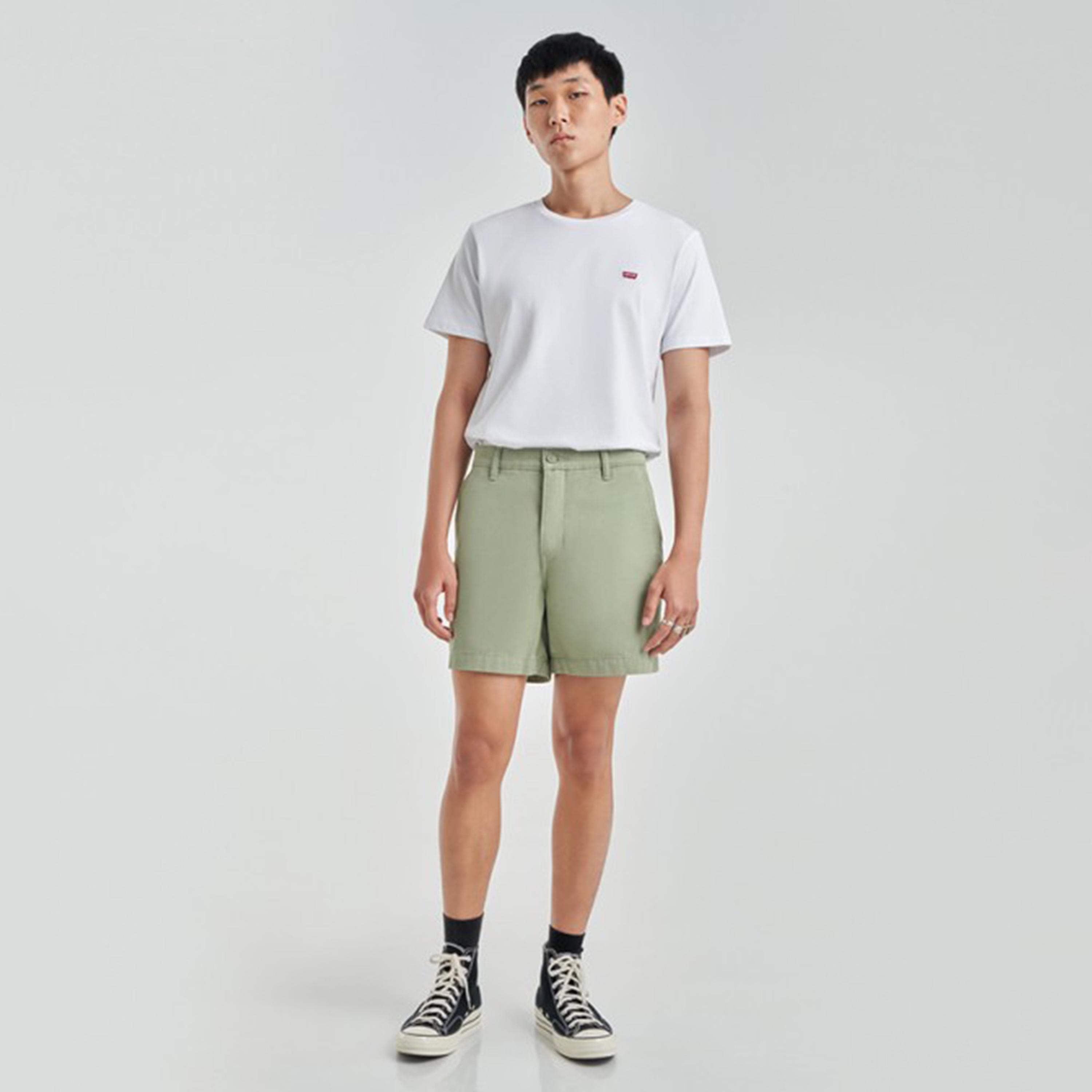 Levi's Plain Mid-Rise Buttoned Shorts-men-clothing-bottoms-shorts-image-2