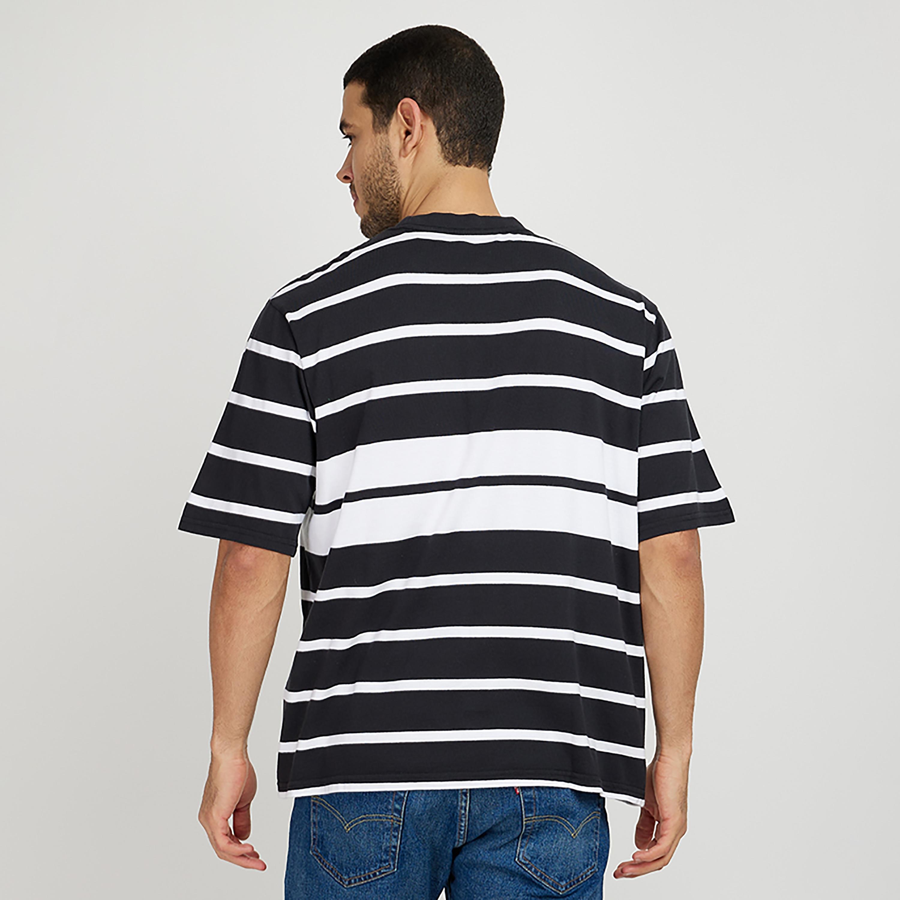 Levi's Striped Crew Neck Short Sleeves T-Shirt-men-clothing-tshirtsandpolos-tshirts-image-2