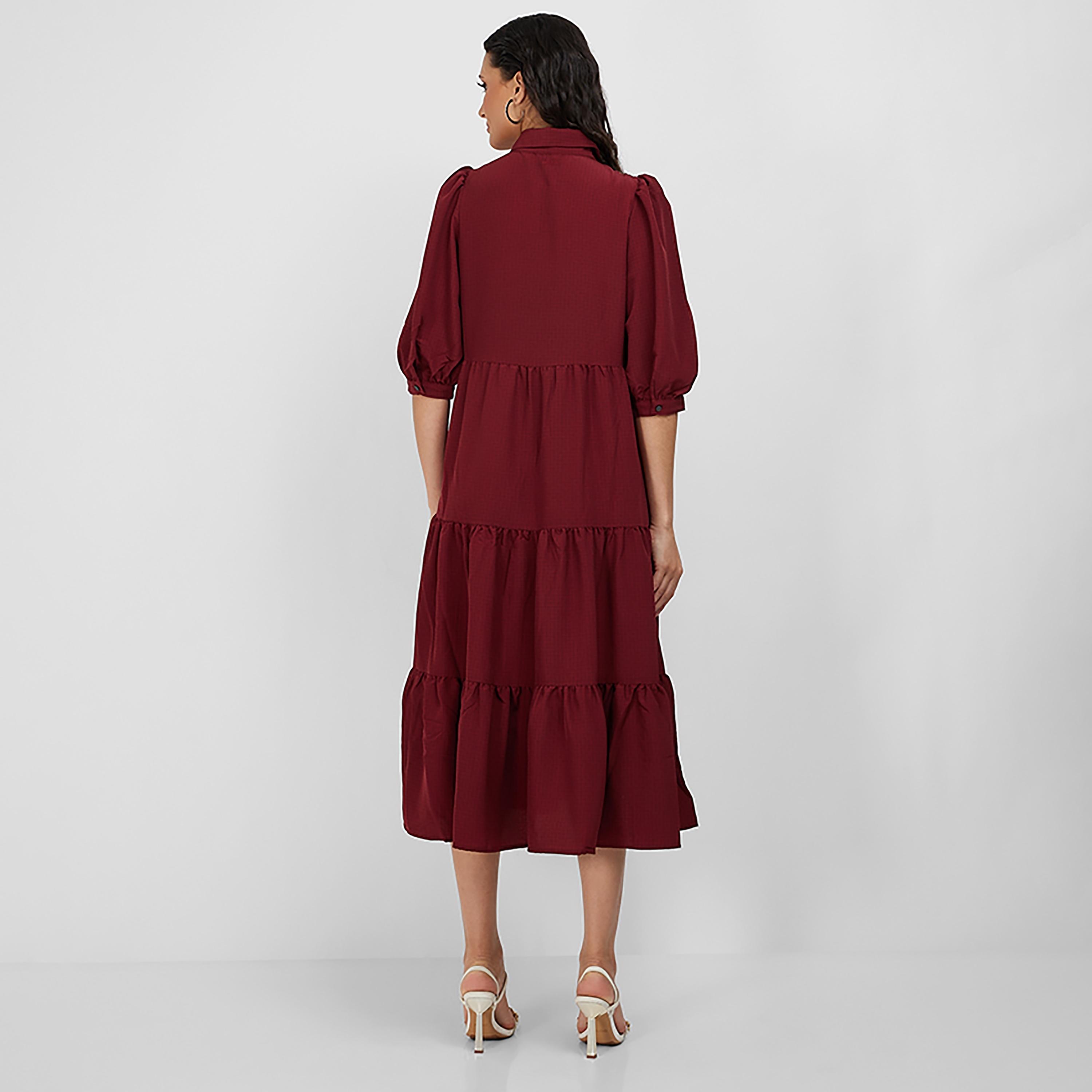 فستان ميدي ذو قميص بطبقات وياقة سادة من ليفايز-women-clothing-dresses-image-2