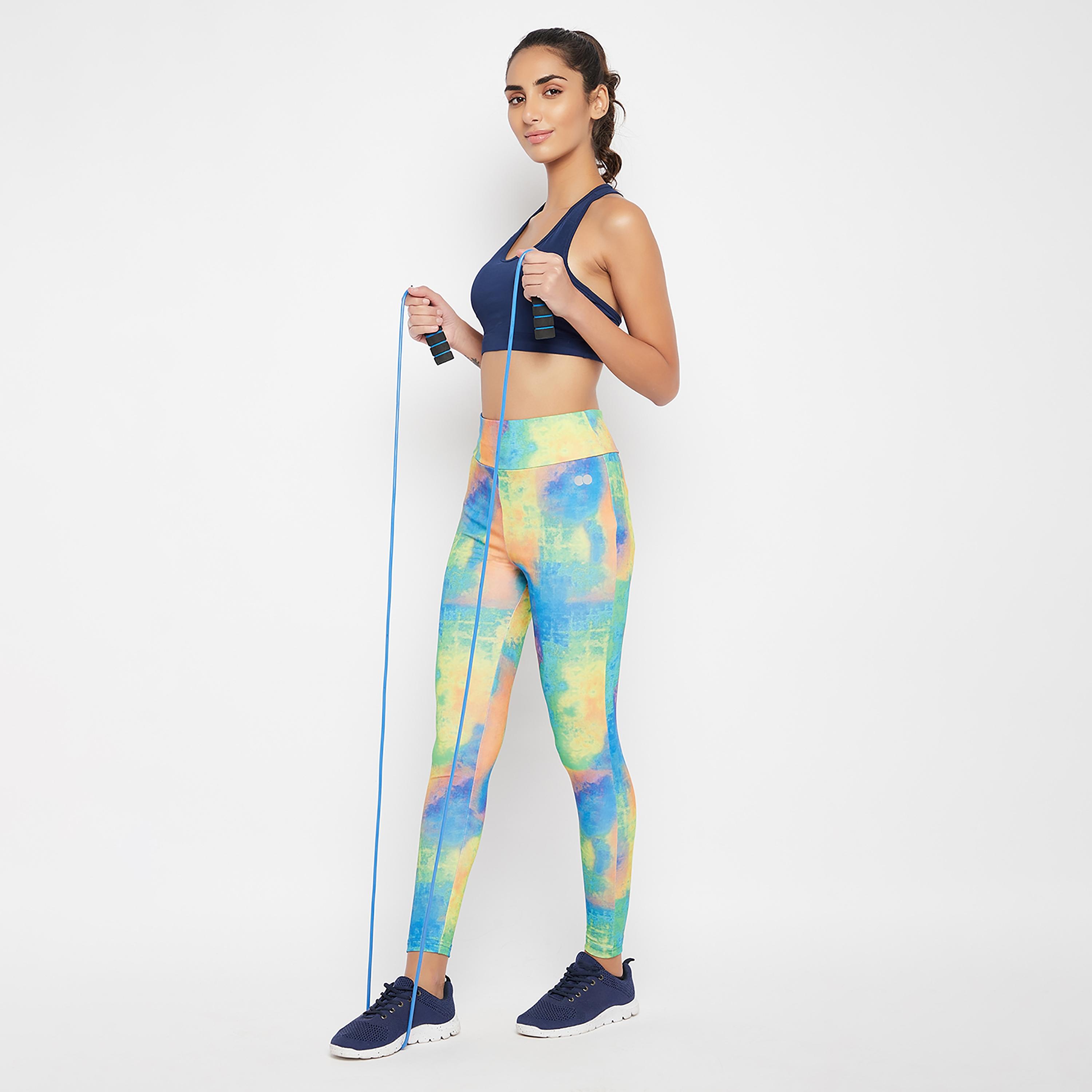 لباس ضيق بخصر عالٍ وطبعة مع تائي ودائي من كلوفيا-women-clothing-sportswearandactivewear-bottoms-image-3