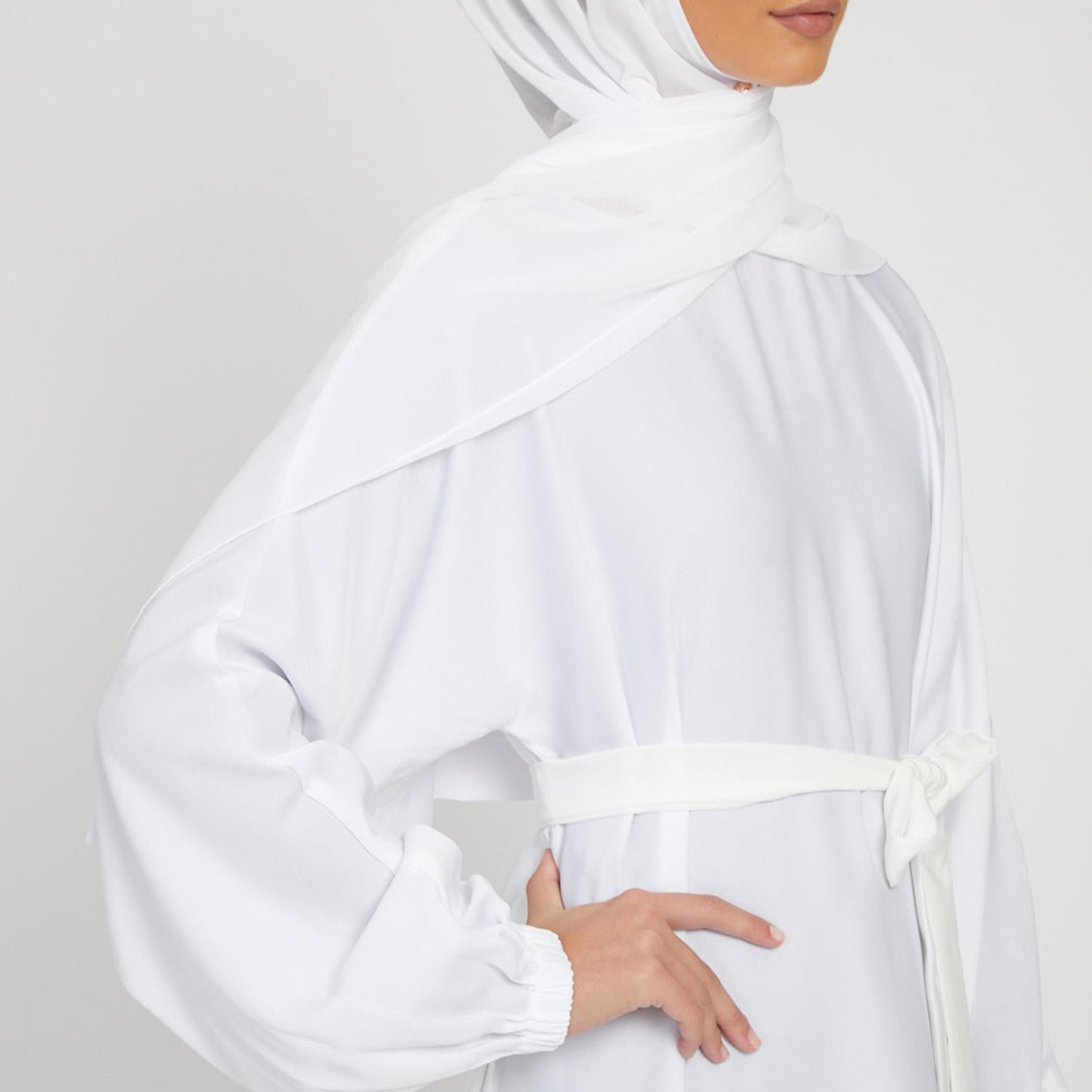 Nukhbaa White Nida Tie-Up Belted Abaya with Hijab-women-arabicclothing-abayas-image-2