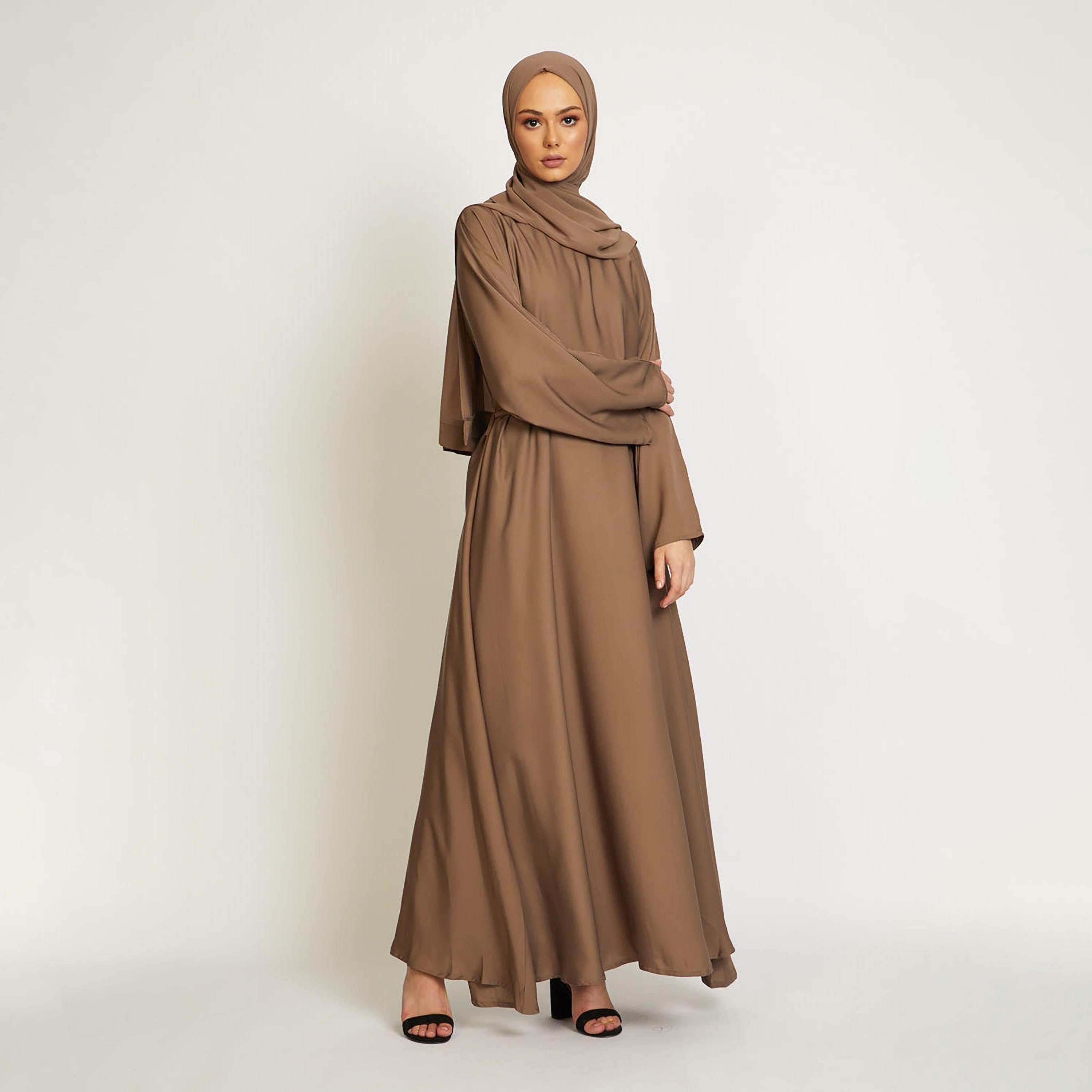عباية ذات نيدا بلون بني وحزام برباط من نخبه مع حجاب-women-arabicclothing-abayas-image-4