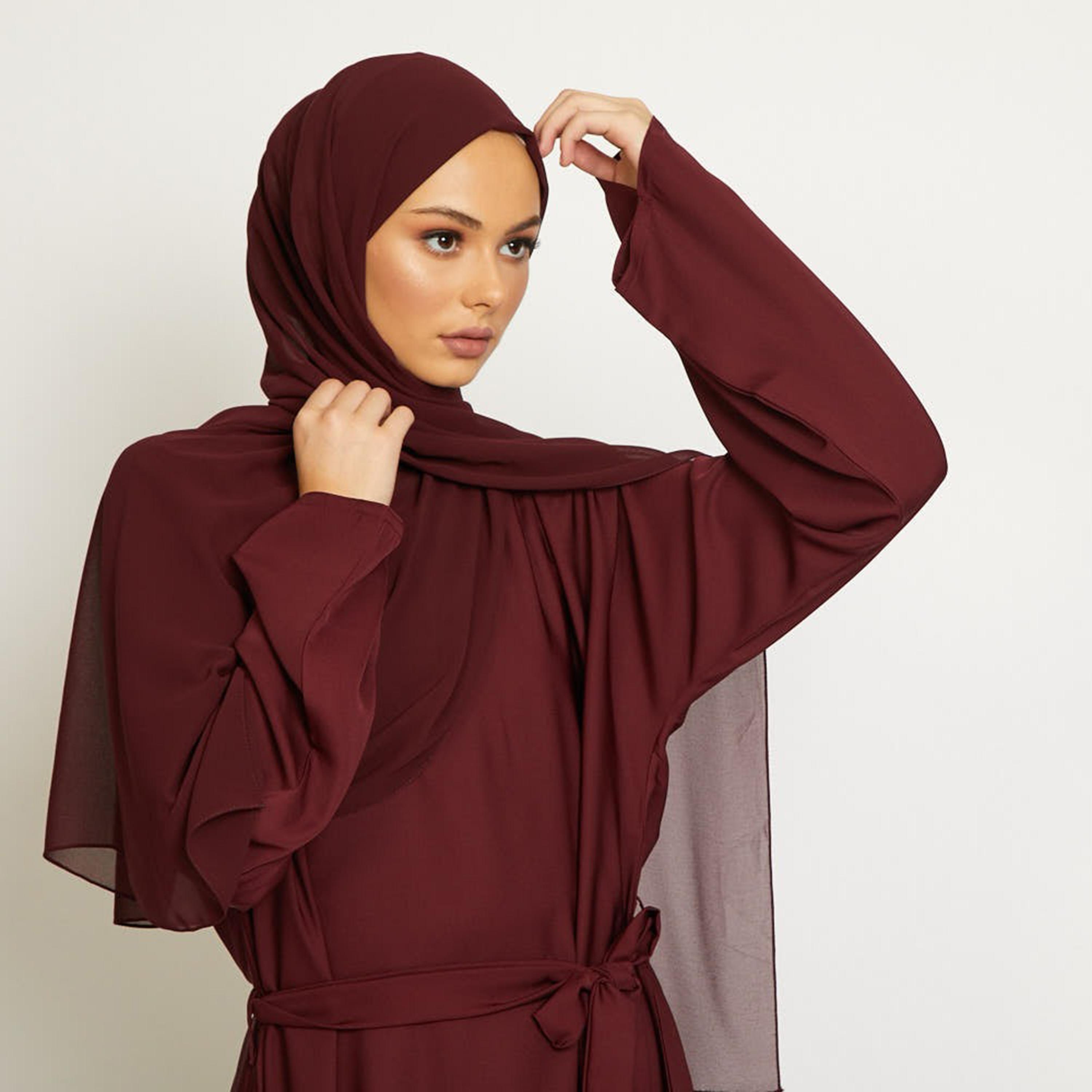 Nukhbaa Maroon Nida Tie-Up Belted Abaya with Hijab-women-arabicclothing-abayas-image-2