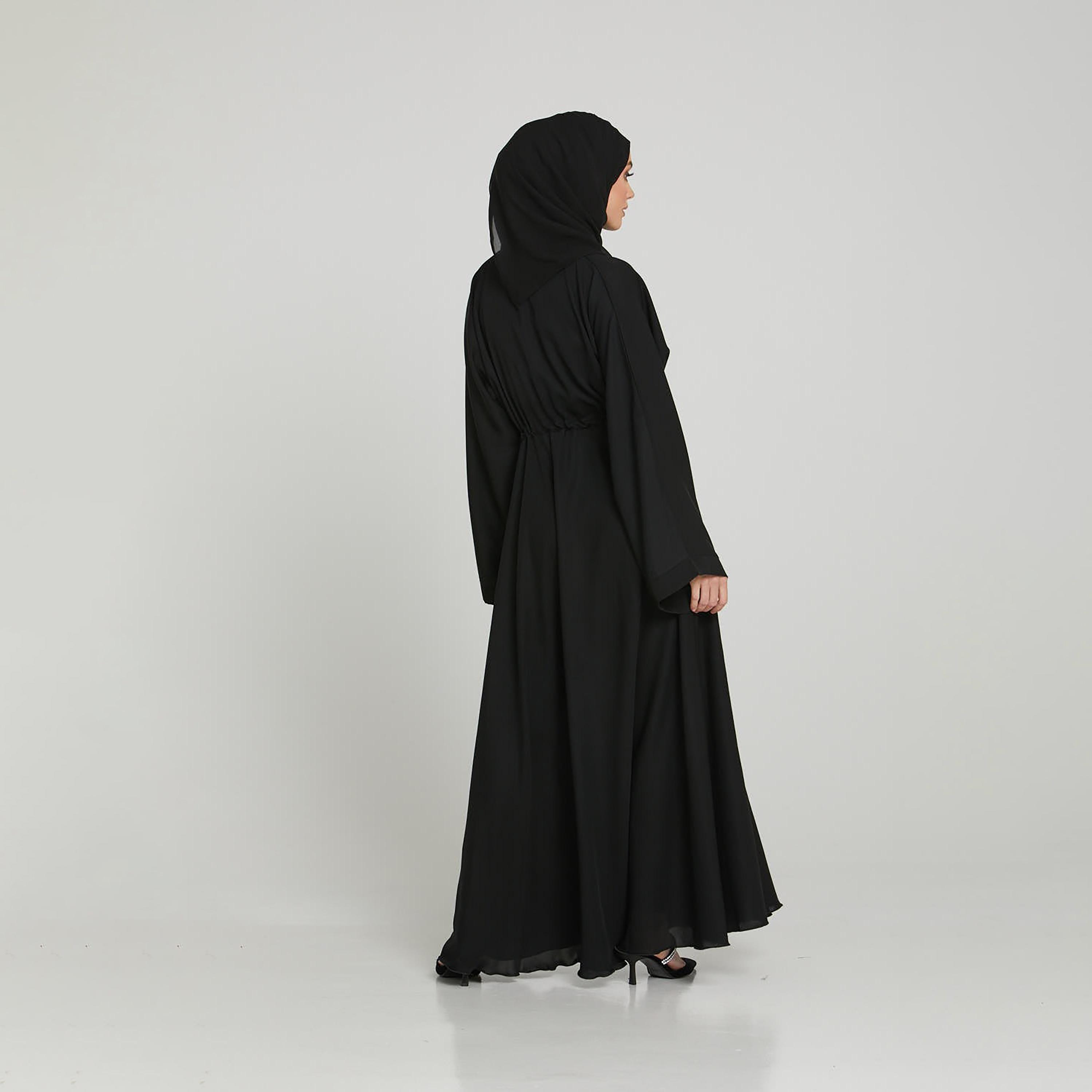 عباية ذات نيدا سوداء بأكمام واسعة برباط من نخبه مع حجاب-women-arabicclothing-abayas-image-4