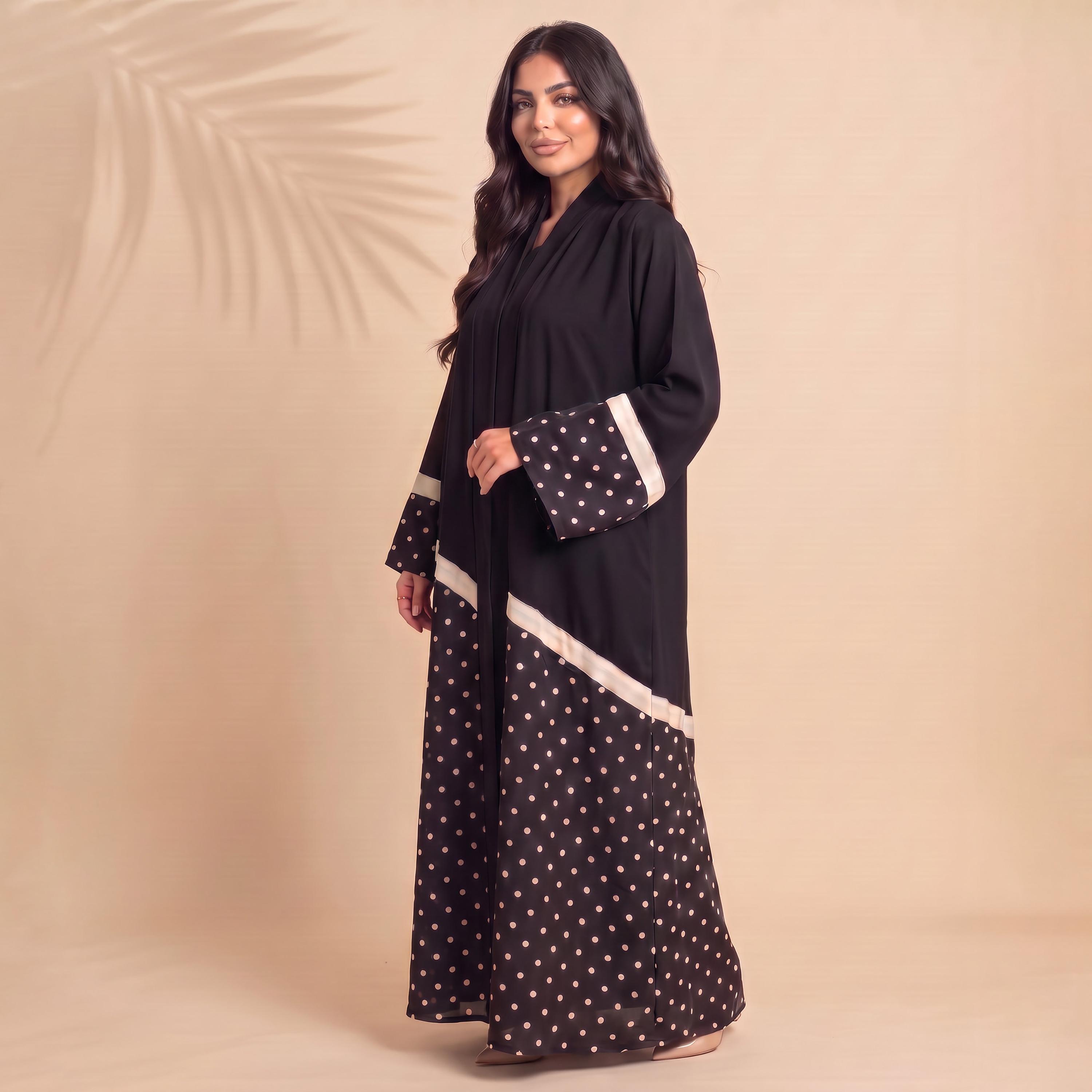عباية نسائية من إيليغانت حجاب باللون الأسود بنقشة نقاط البولكا من الكريب مع حجاب-women-arabicclothing-abayas-image-3