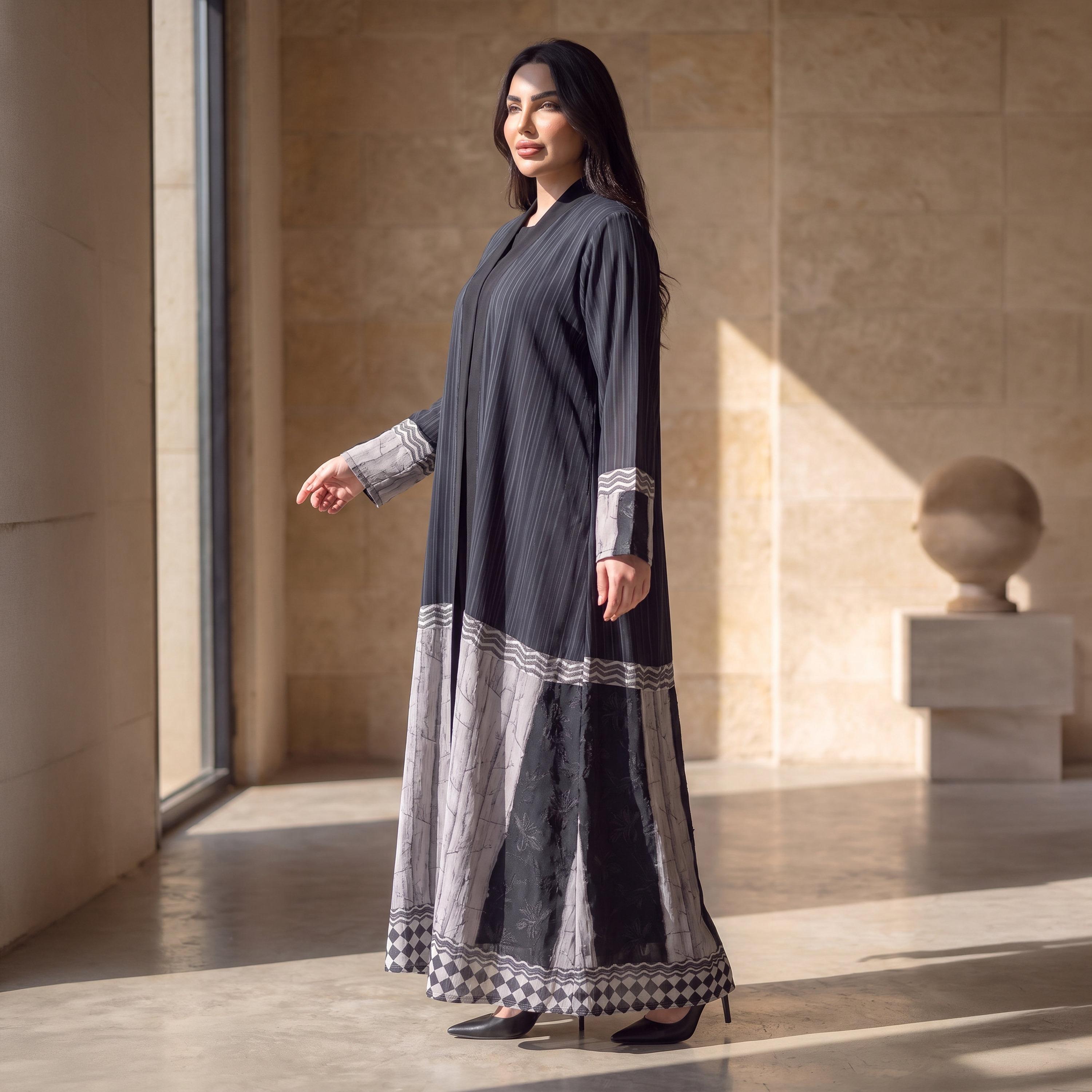 Elegant Hijab Black Striped Chiffon Women's Abaya with Hijab-women-arabicclothing-abayas-image-2