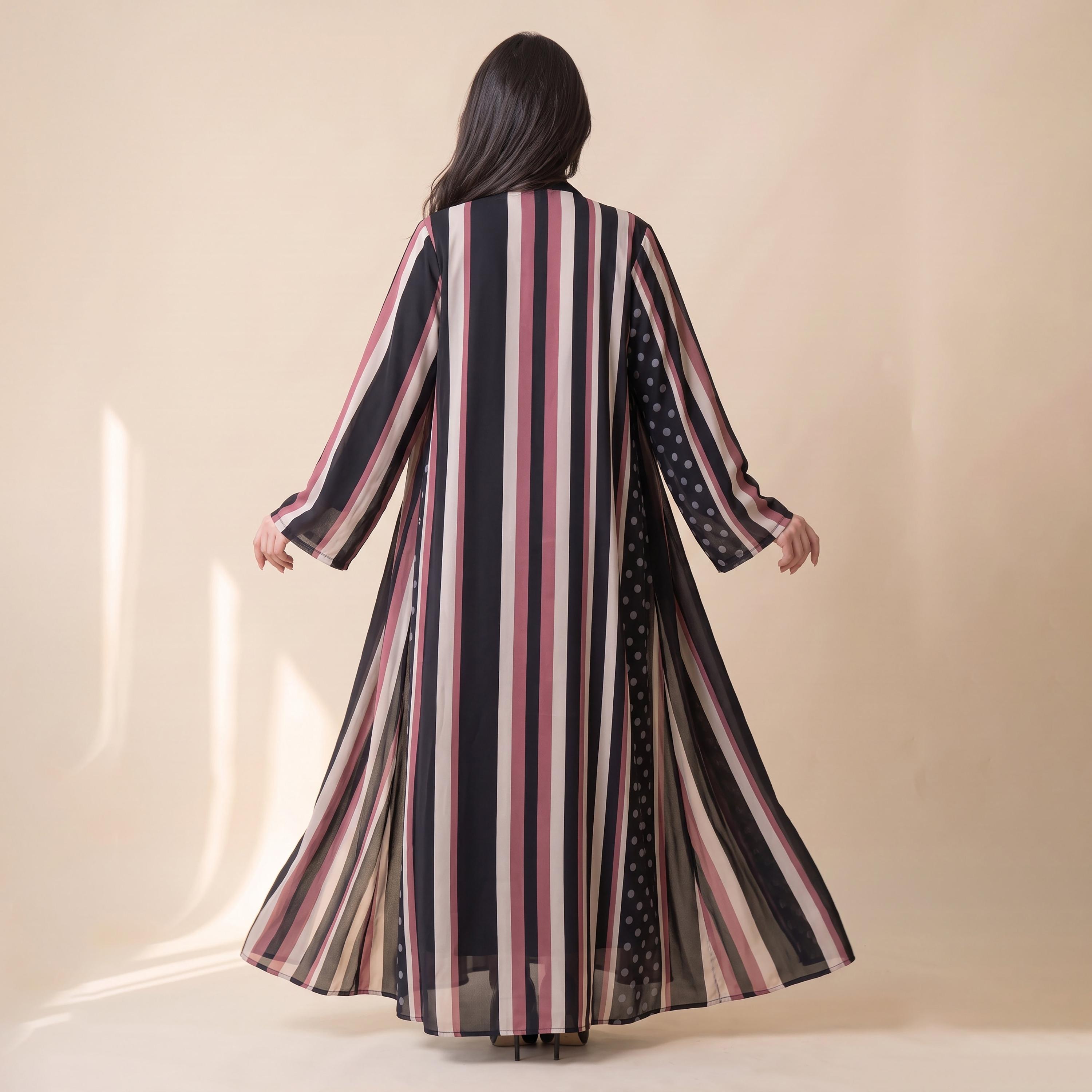 Elegant Hijab Black Striped Chiffon Women's Abaya with Hijab-women-arabicclothing-abayas-image-5