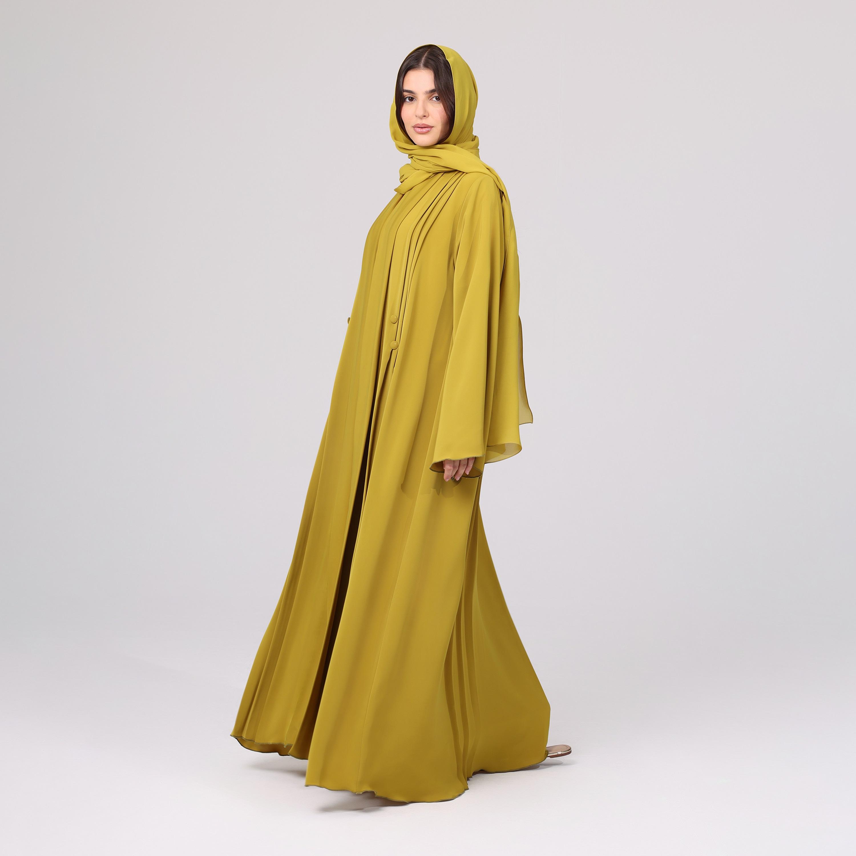 عباءة نسائية باللون الأخضر من قماش النيدا بأكمام واسعة مطوية مع حجاب من إككسا.-women-arabicclothing-abayas-image-3