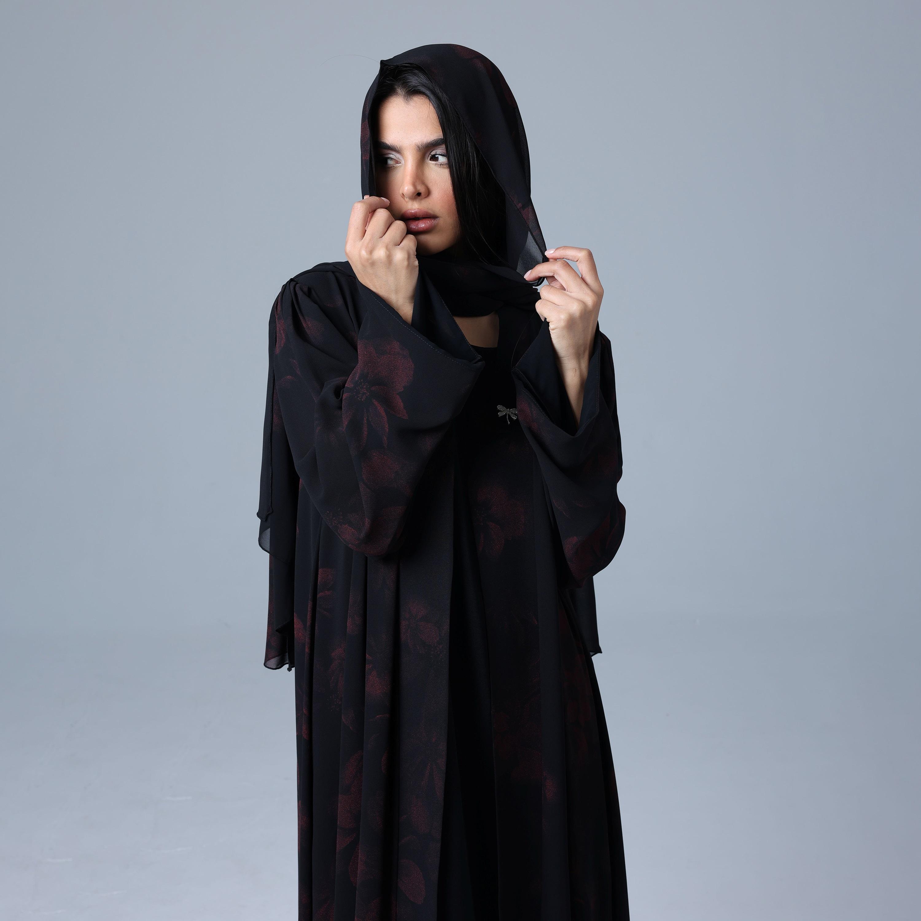 عباءة نسائية من الشيفون بأكمام واسعة مزينة بزهور مع حجاب من إككسا.-women-arabicclothing-abayas-image-2