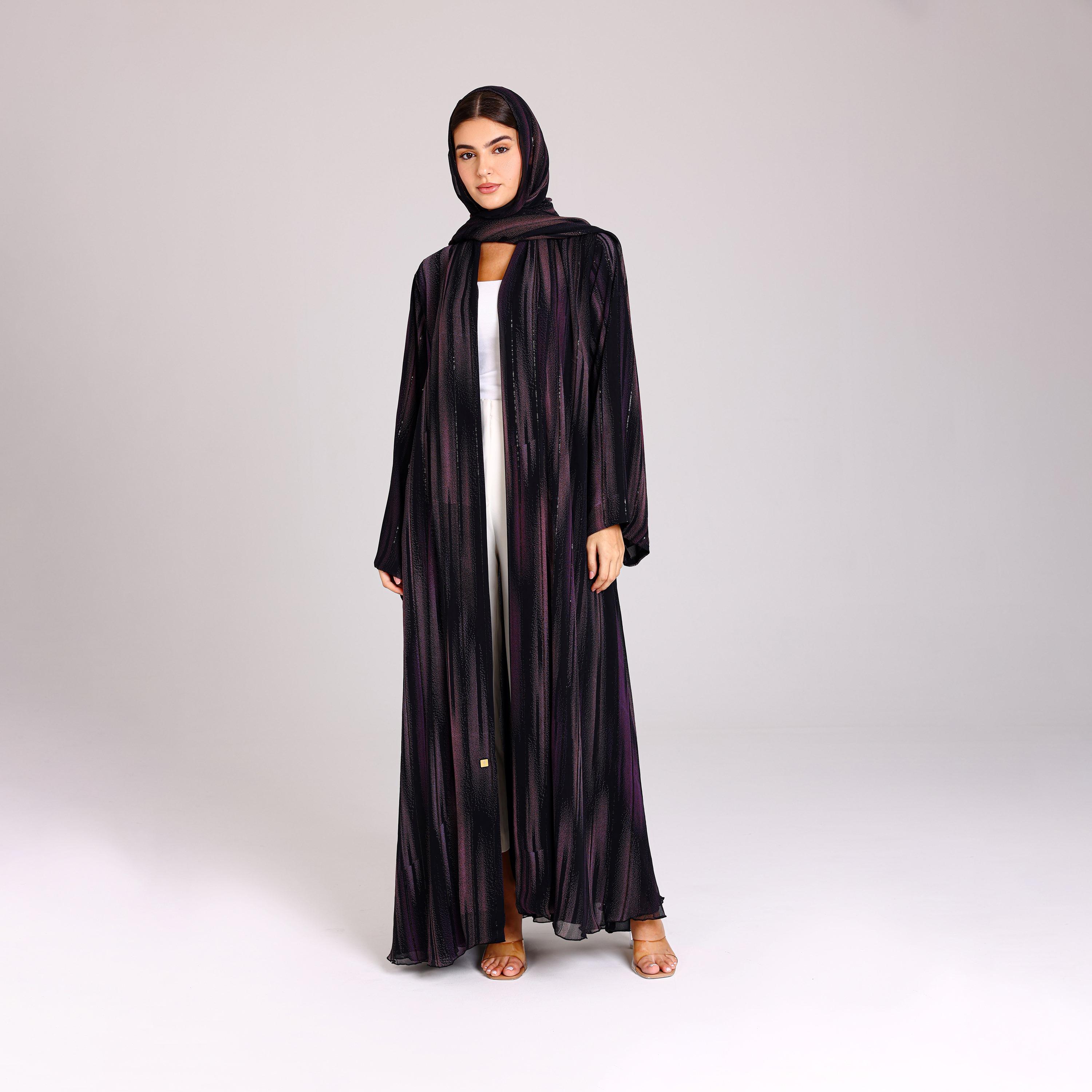 عباية نسائية شيفون بخطوط ترتر أرجوانية مع حجاب من إككسا.-women-arabicclothing-abayas-image-1
