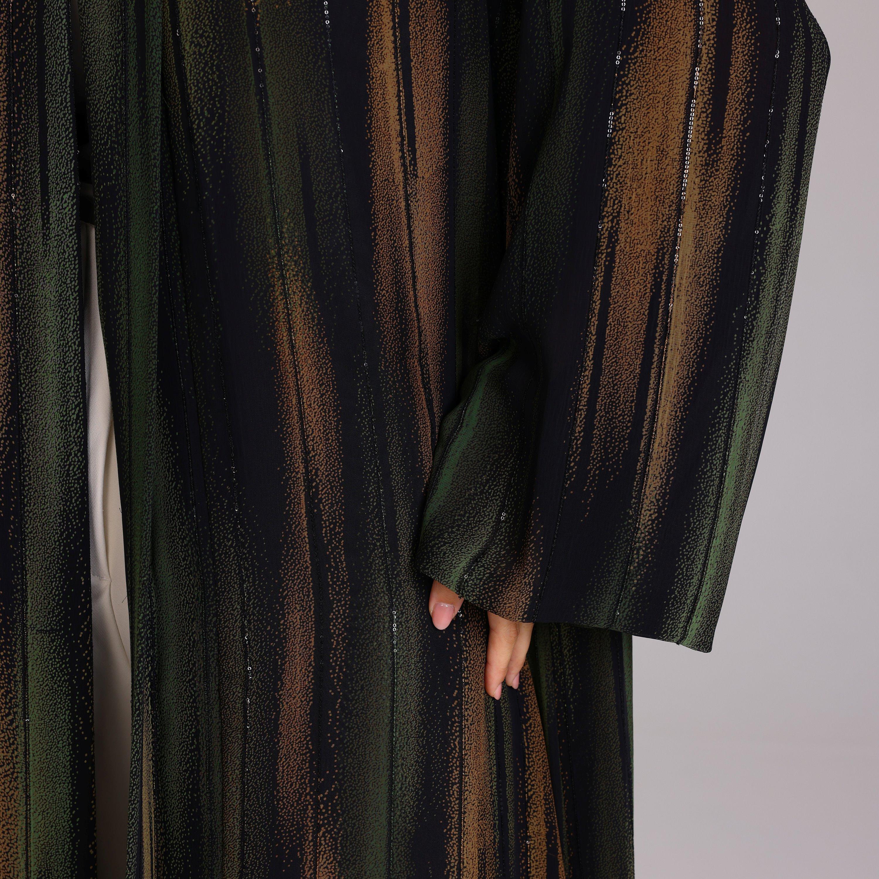 عباية نسائية شيفون بأكمام واسعة بخطوط ترتر برتقالية مع حجاب من إككسا.-women-arabicclothing-abayas-image-3
