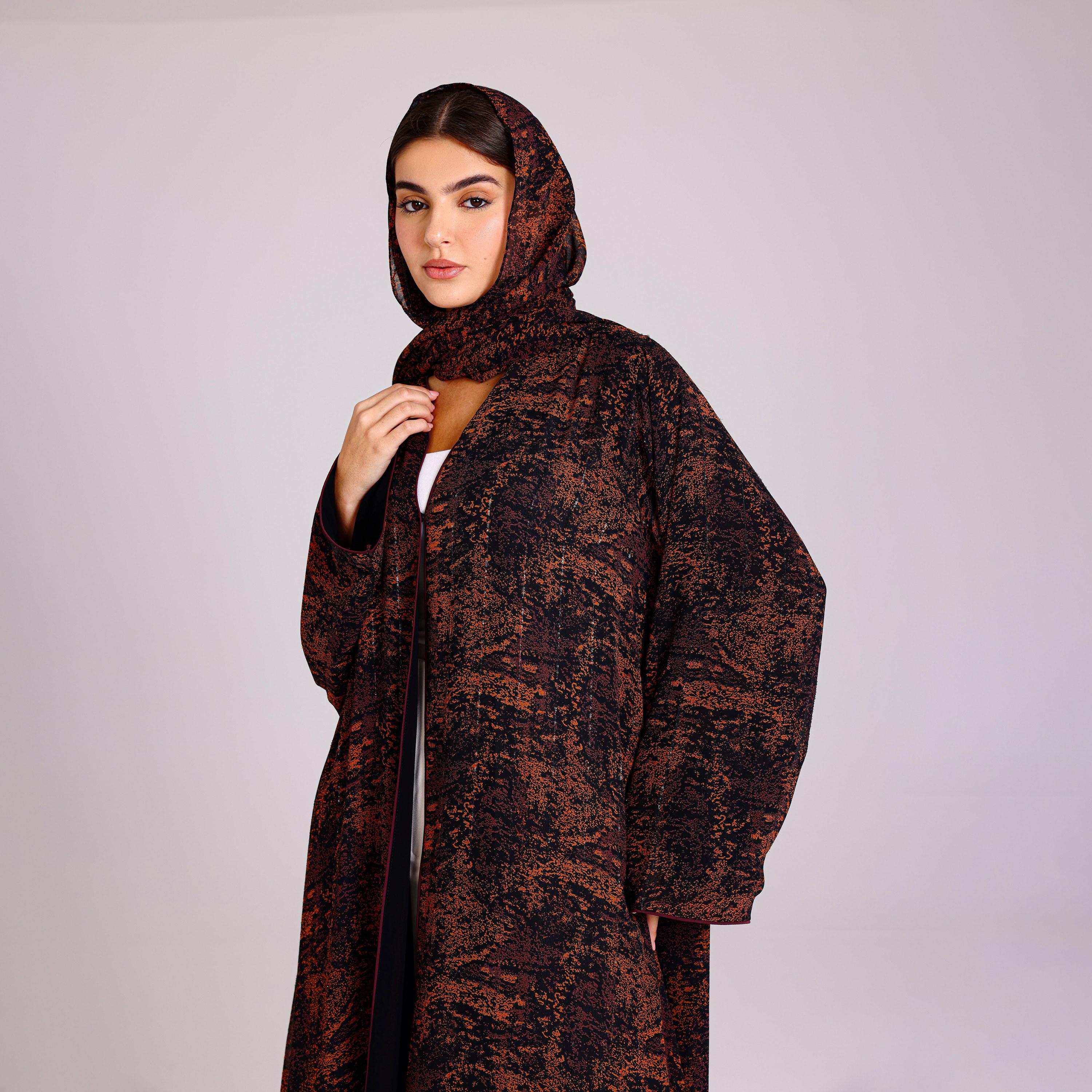 عباية نسائية شيفون بأكمام واسعة بخطوط ترتر برتقالية مع حجاب من إككسا.-women-arabicclothing-abayas-image-2