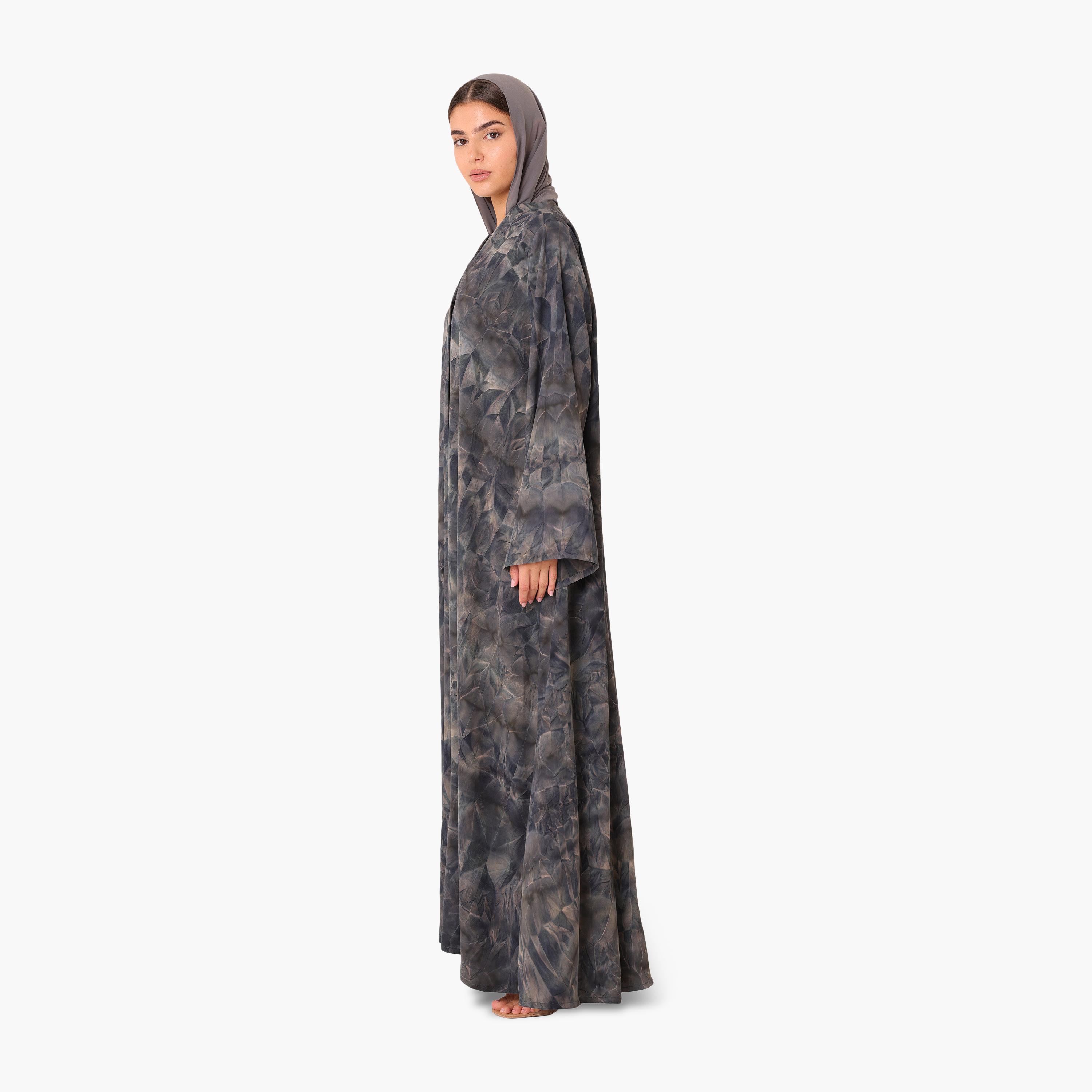 عباية نسائية رمادية تاي-داي بياقة طية صدر السترة مع حجاب من إككسا-women-arabicclothing-abayas-image-4