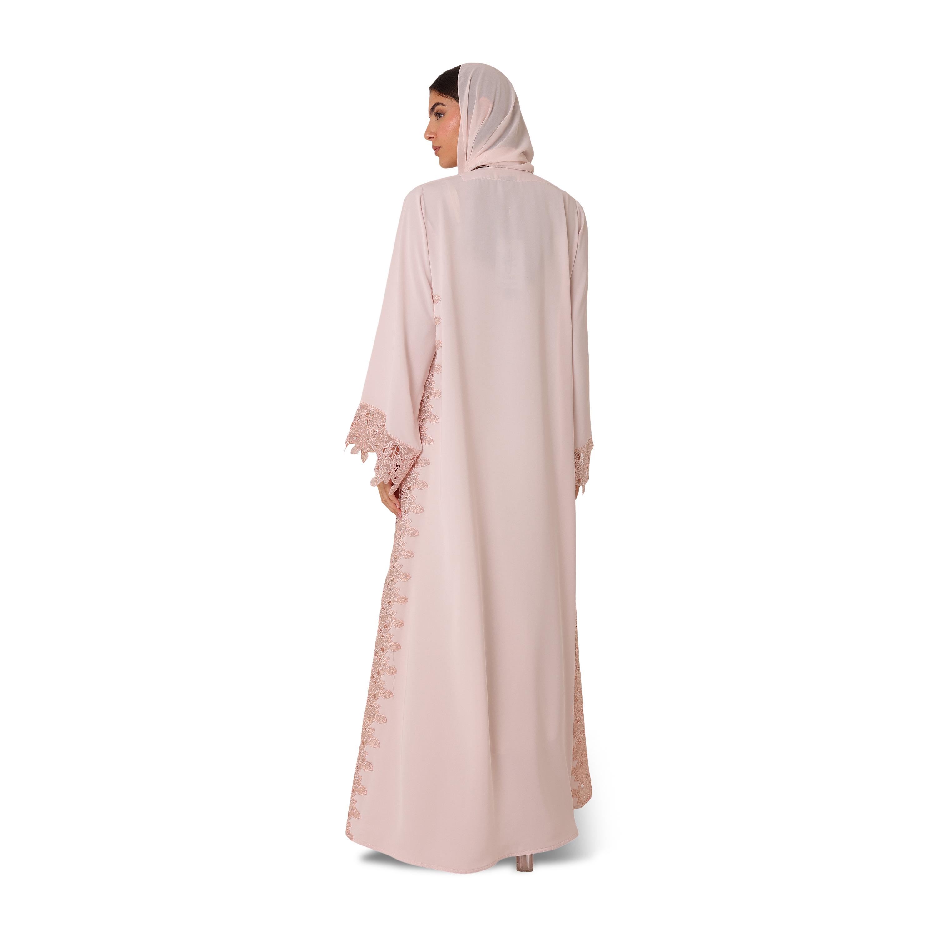 عباية نسائية نيدا مسائية مع حجاب مزينة بدانتيل أصفر وأكمام واسعة مع حجاب من إككسا-women-arabicclothing-abayas-image-6