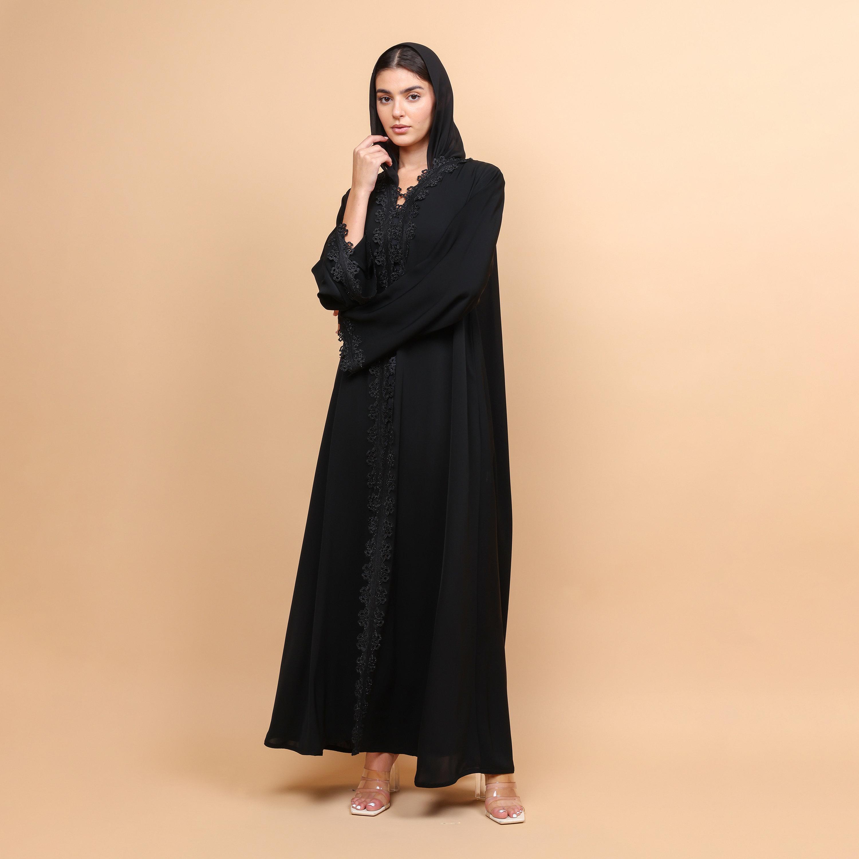 عباية نسائية قماش نيدا بتفاصيل دانتيل وأكمام واسعة مع حجاب - أسود من إكسا-women-arabicclothing-abayas-image-4