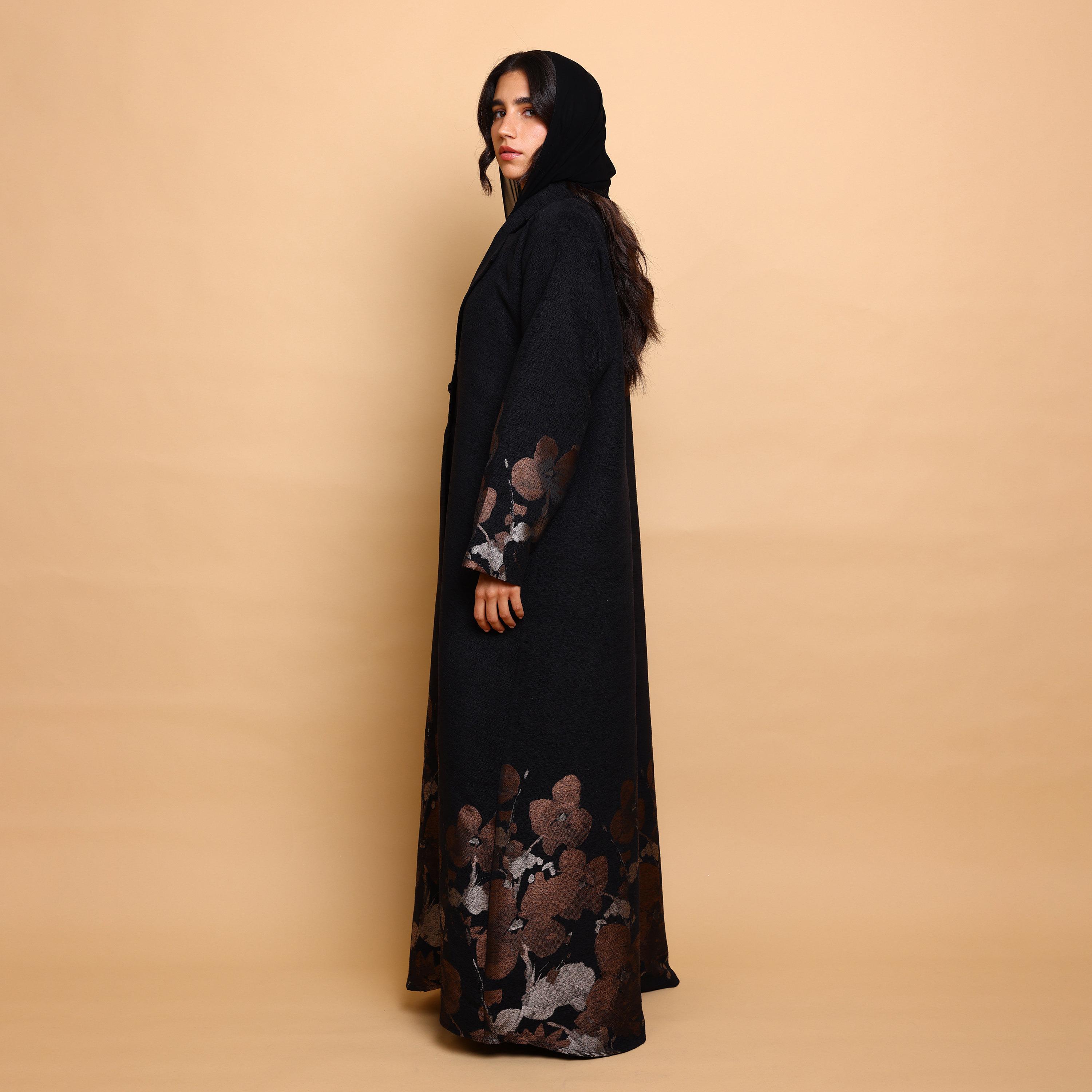 عباية نسائية قطيفة بياقة من الجاكار بنقشة الزهور مع حجاب - أسود من إكسا-women-arabicclothing-abayas-image-5