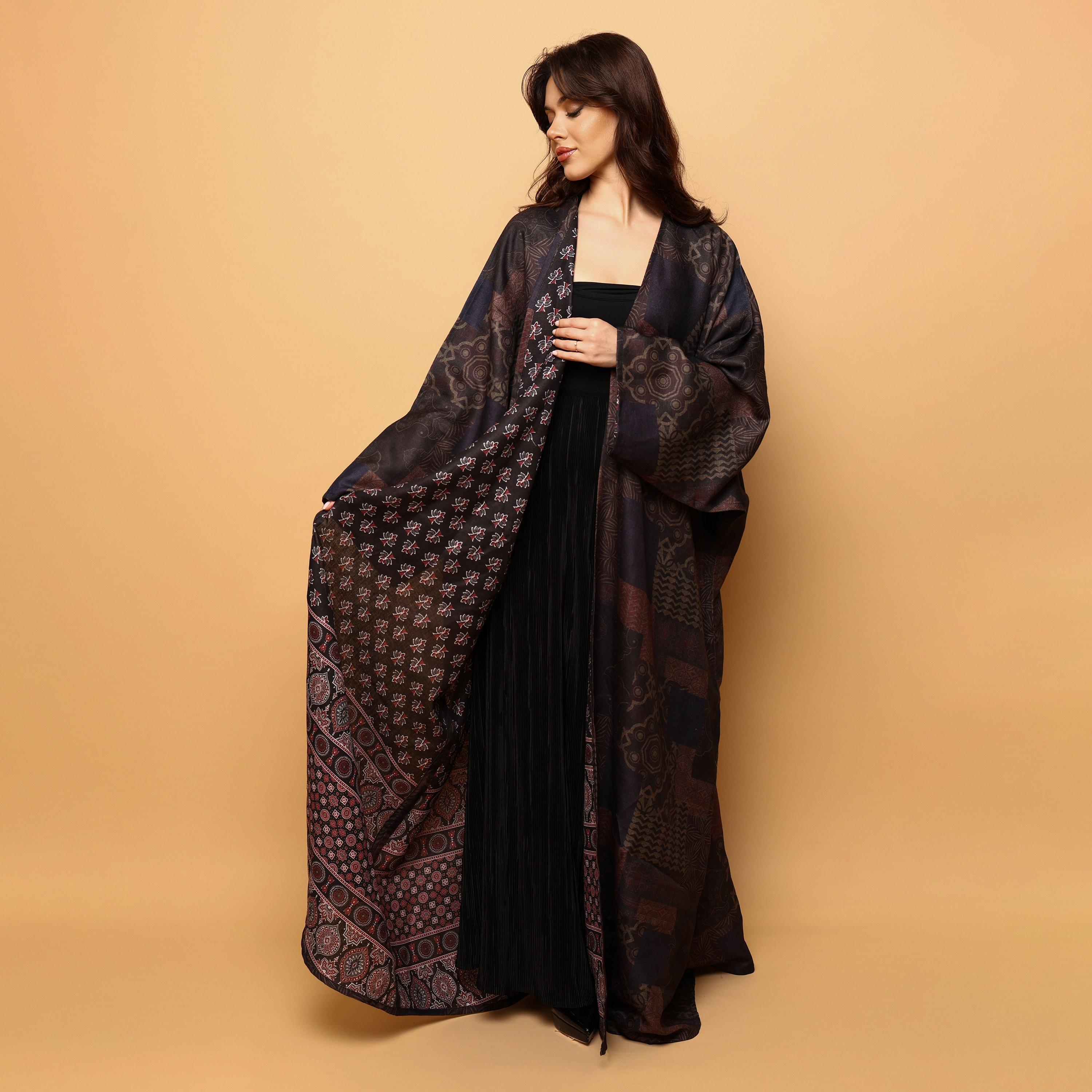 IKKXA Multicolour Geometric Print Batwing Sleeves Linen Women's Bisht Abaya with Hijab-women-arabicclothing-abayas-image-3