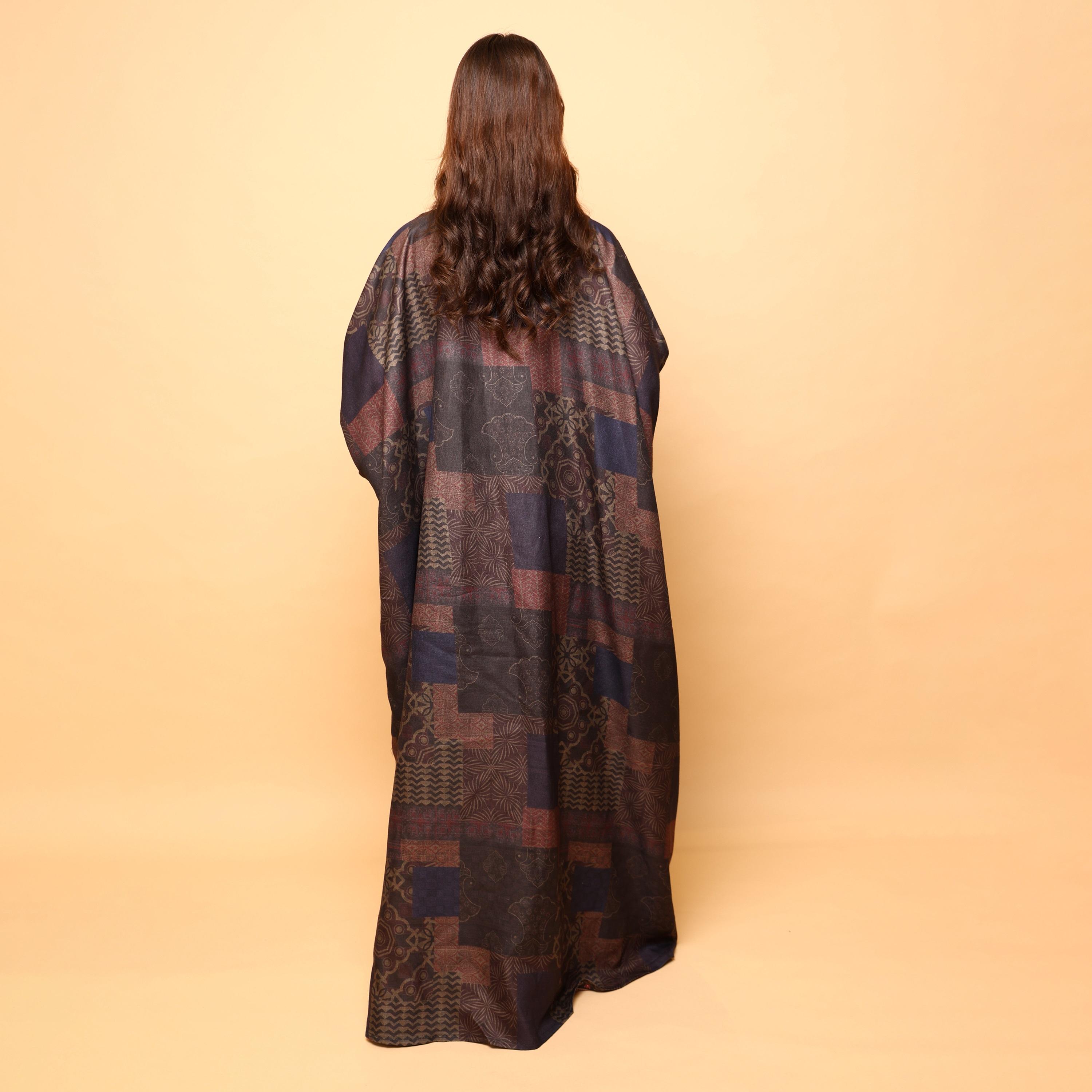 IKKXA Multicolour Geometric Print Batwing Sleeves Linen Women's Bisht Abaya with Hijab-women-arabicclothing-abayas-image-4