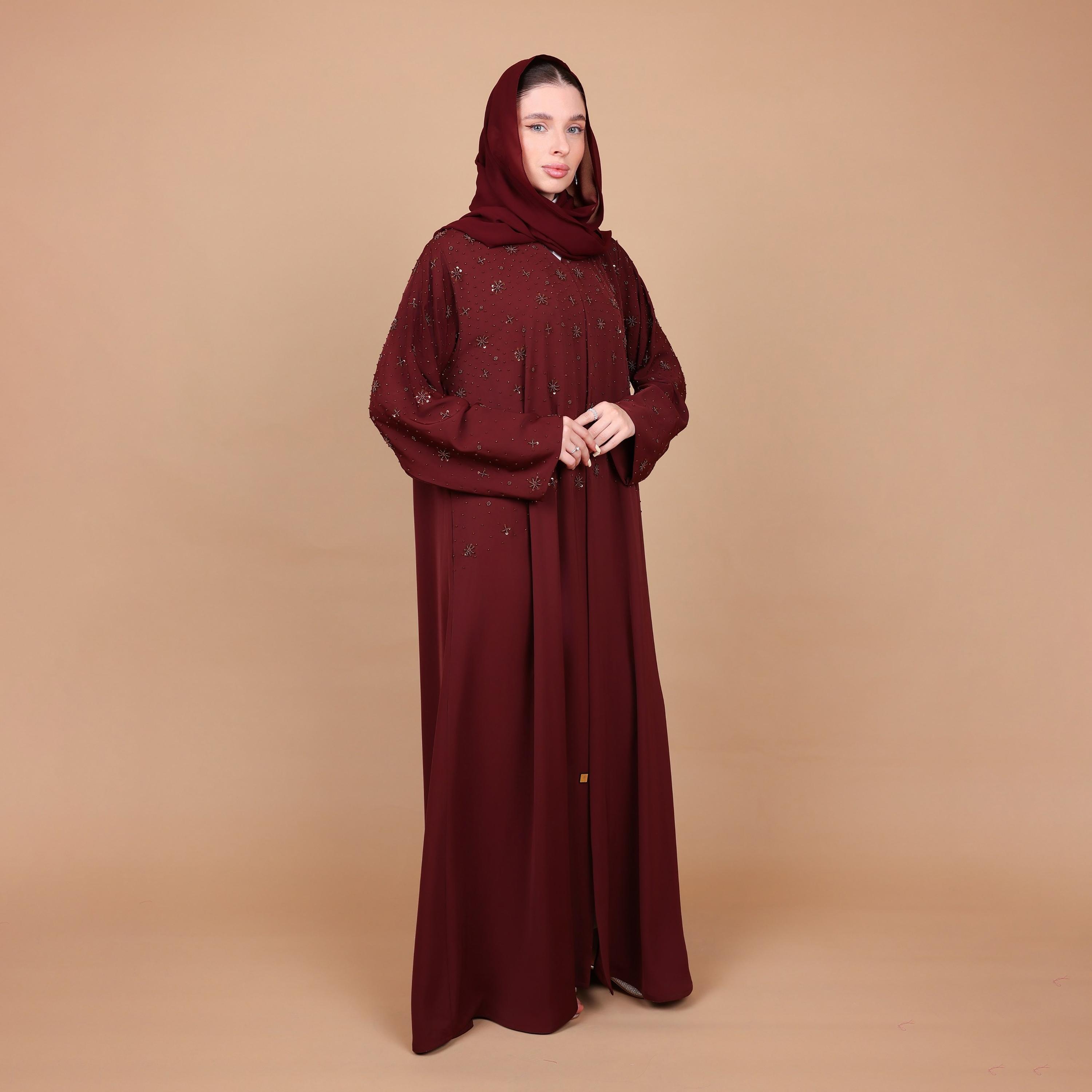 عباية نسائية من قماش الندا مزينة بالخرز مع حجاب باللون الأحمر من إككسا-women-arabicclothing-abayas-image-3