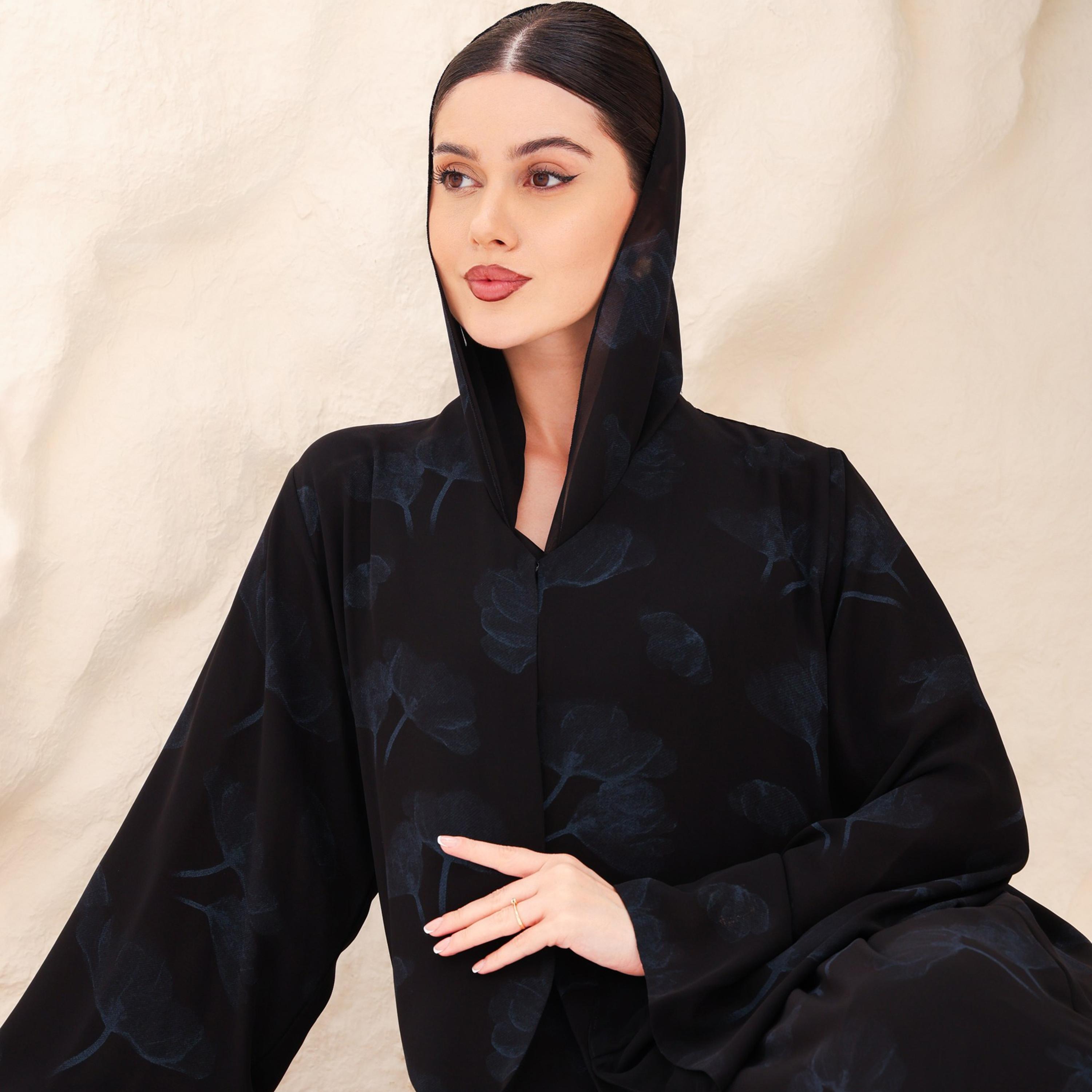 عباية للنساء بطبعة هادئة وأكمام واسعة مع حجاب من إككسا-women-arabicclothing-abayas-image-12