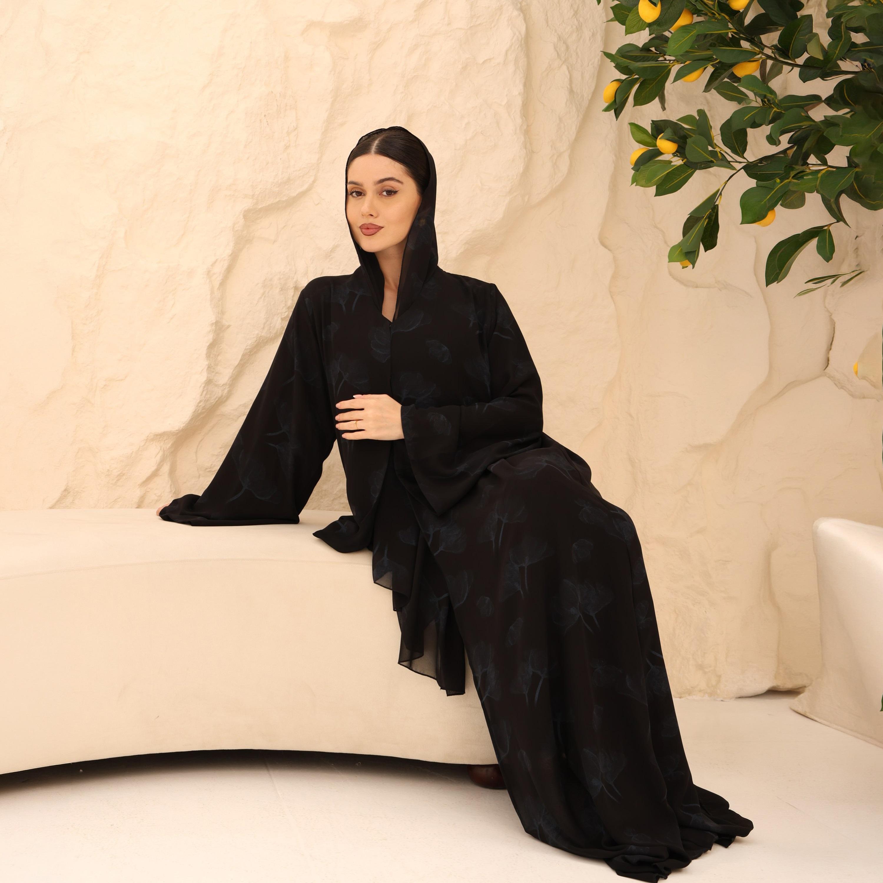 عباية للنساء بطبعة هادئة وأكمام واسعة مع حجاب من إككسا-women-arabicclothing-abayas-image-14
