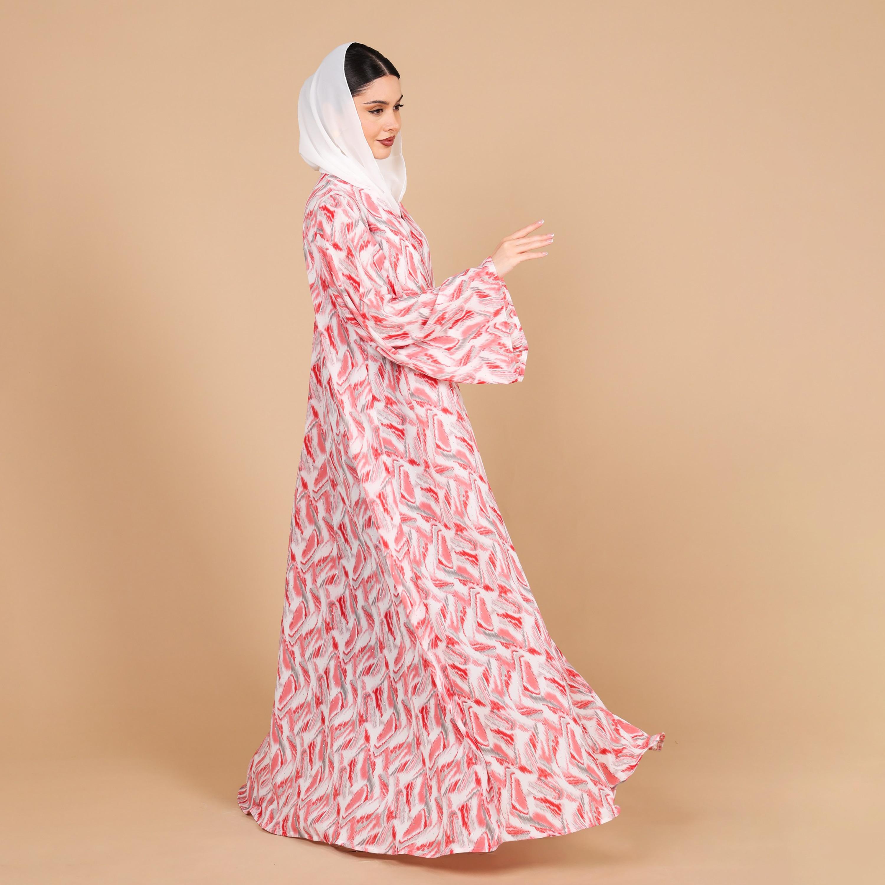 عباية للنساء من الجاكار باللون الوردي بطبعة تجريدية زاهية وأكمام واسعة مع حجاب من إككسا-women-arabicclothing-abayas-image-4