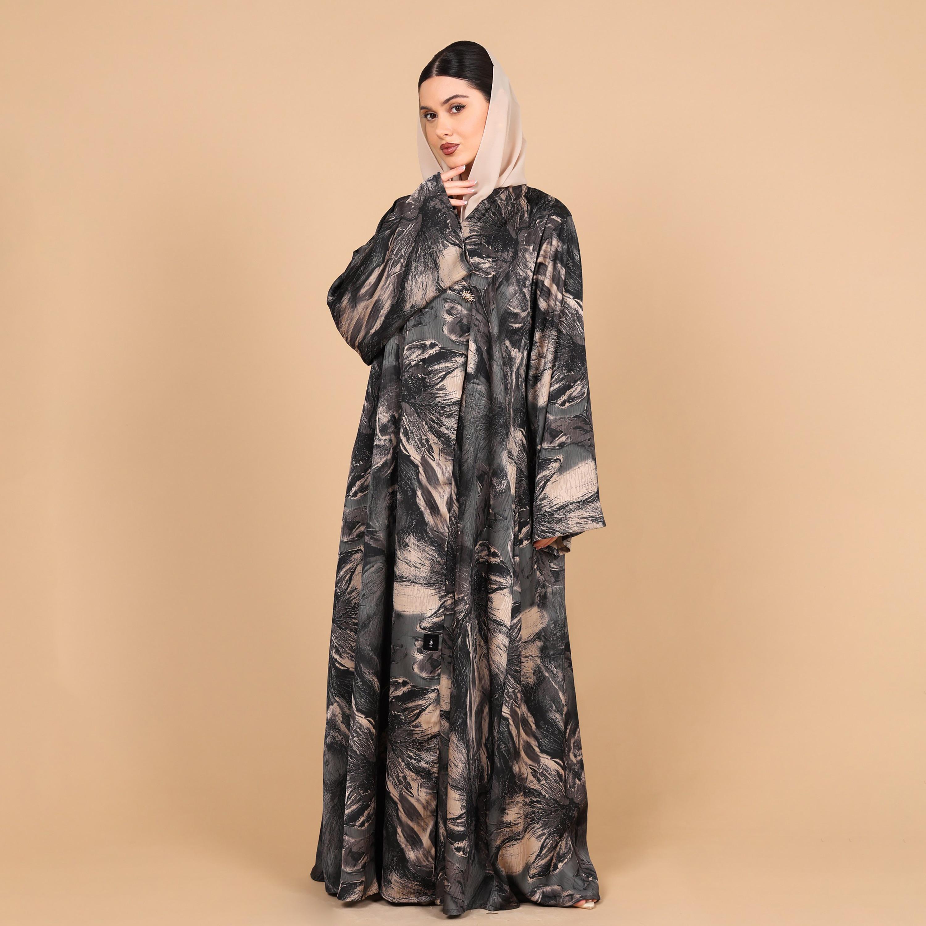 IKKXA Abstract Print Flared Sleeves Jacquard Women's Abaya with Hijab-women-arabicclothing-abayas-image-2