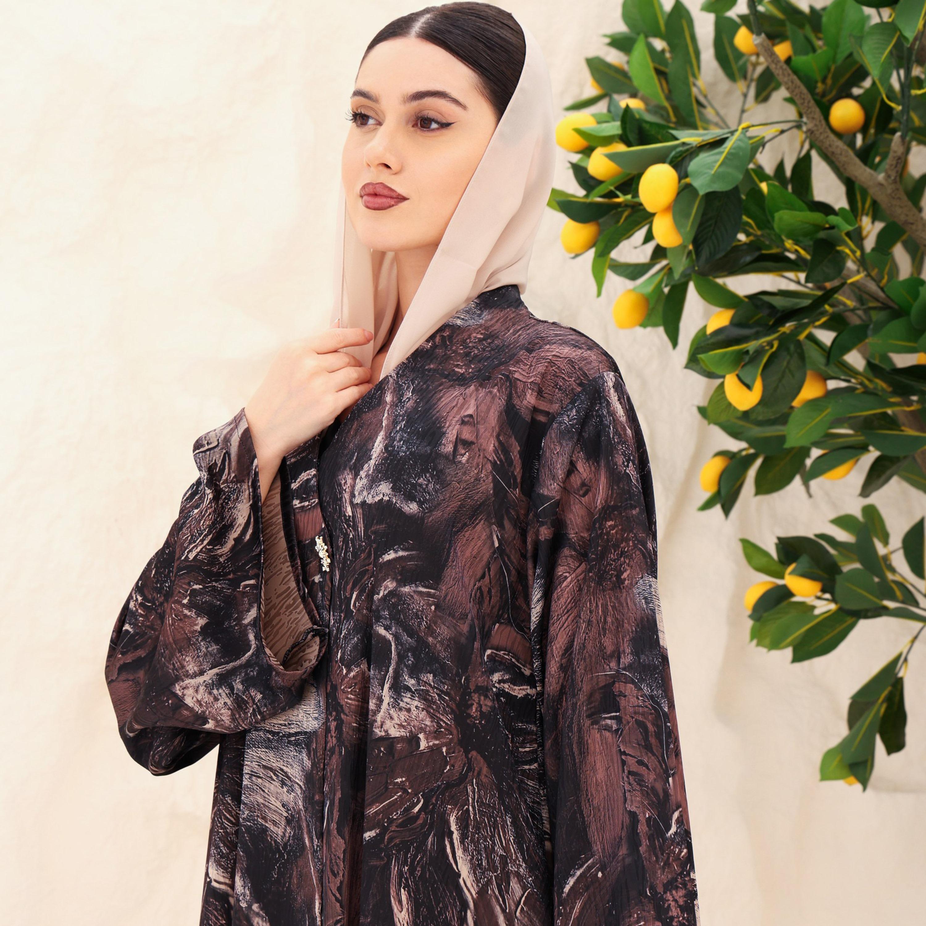 IKKXA Abstract Print Flared Sleeves Jacquard Women's Abaya with Hijab-women-arabicclothing-abayas-image-2