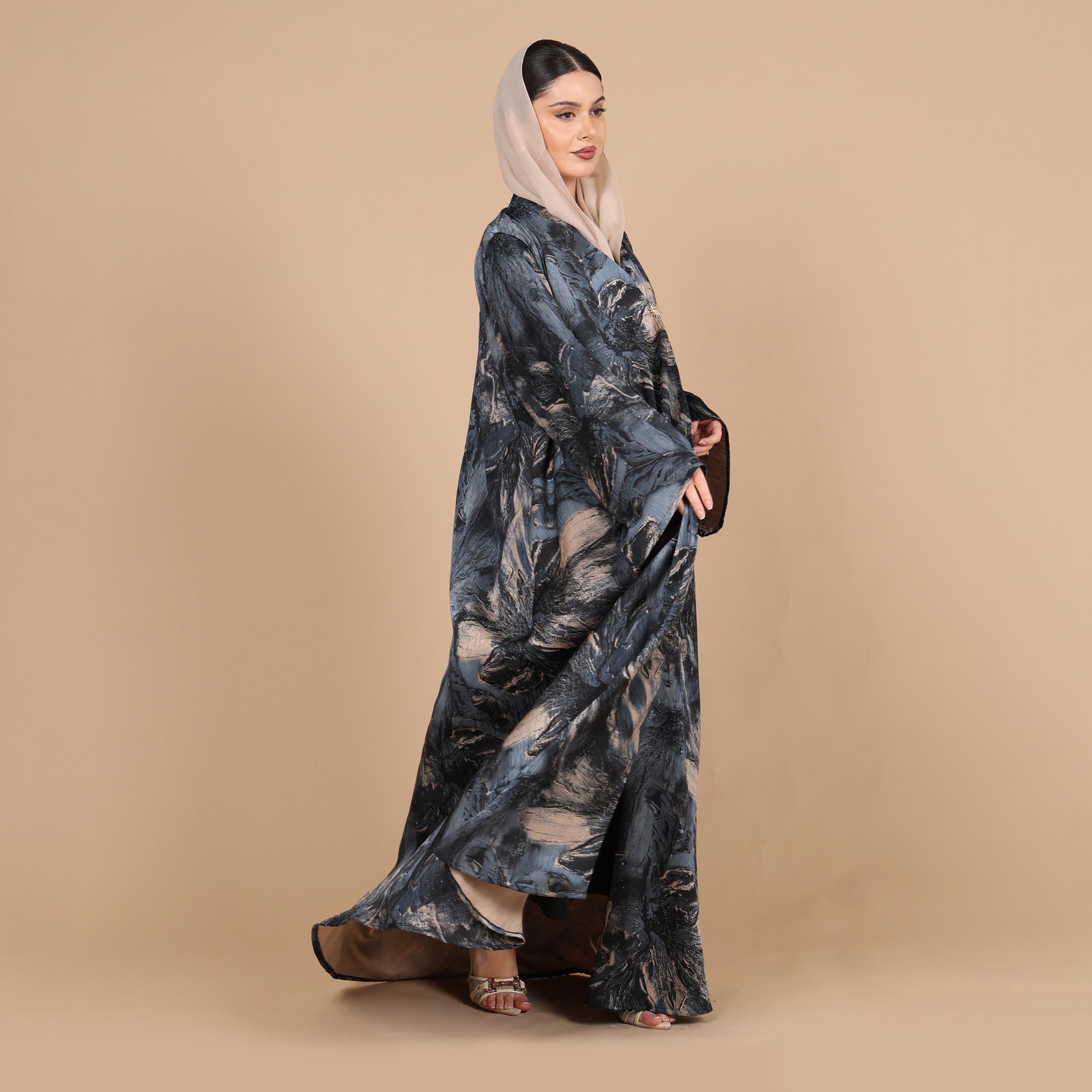 IKKXA Abstract Print Flared Sleeves Jacquard Women's Abaya with Hijab-women-arabicclothing-abayas-image-4