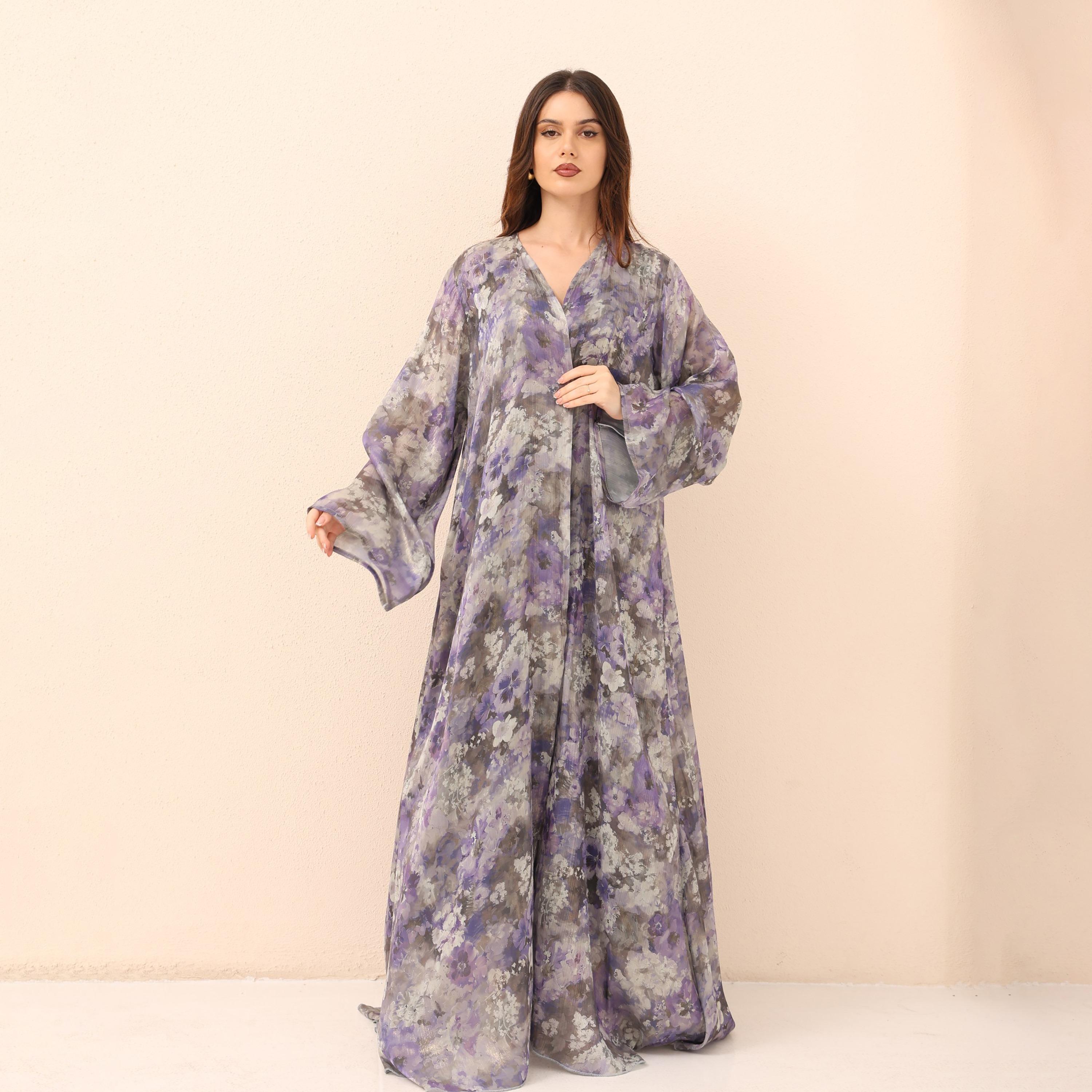 عباية للنساء من الأورجانزا بطبعة ربط وصبغ ألوان مائية وأكمام واسعة من إككسا-women-arabicclothing-abayas-image-3