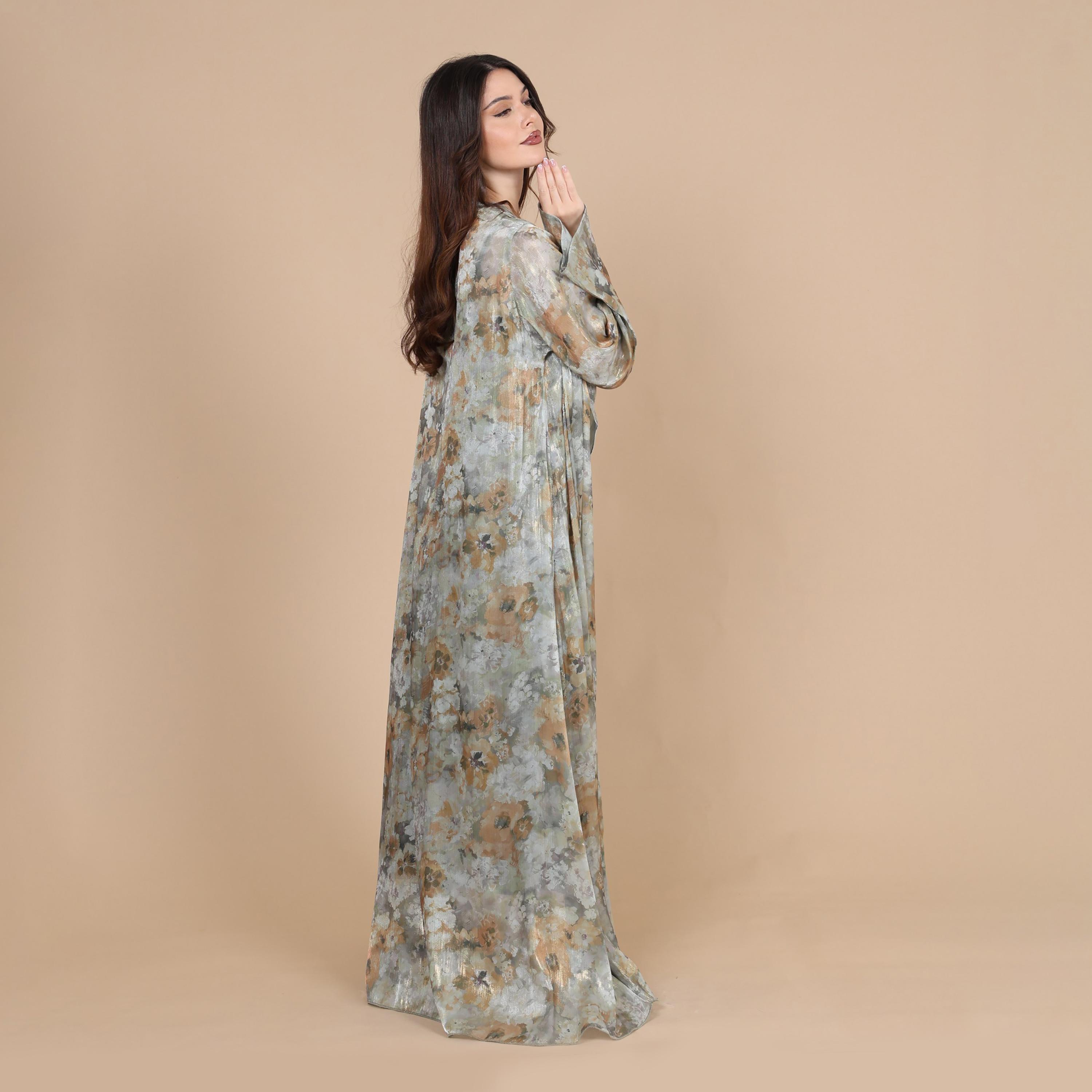عباية للنساء من الأورجانزا بطبعة ربط وصبغ ألوان مائية وأكمام واسعة من إككسا-women-arabicclothing-abayas-image-9