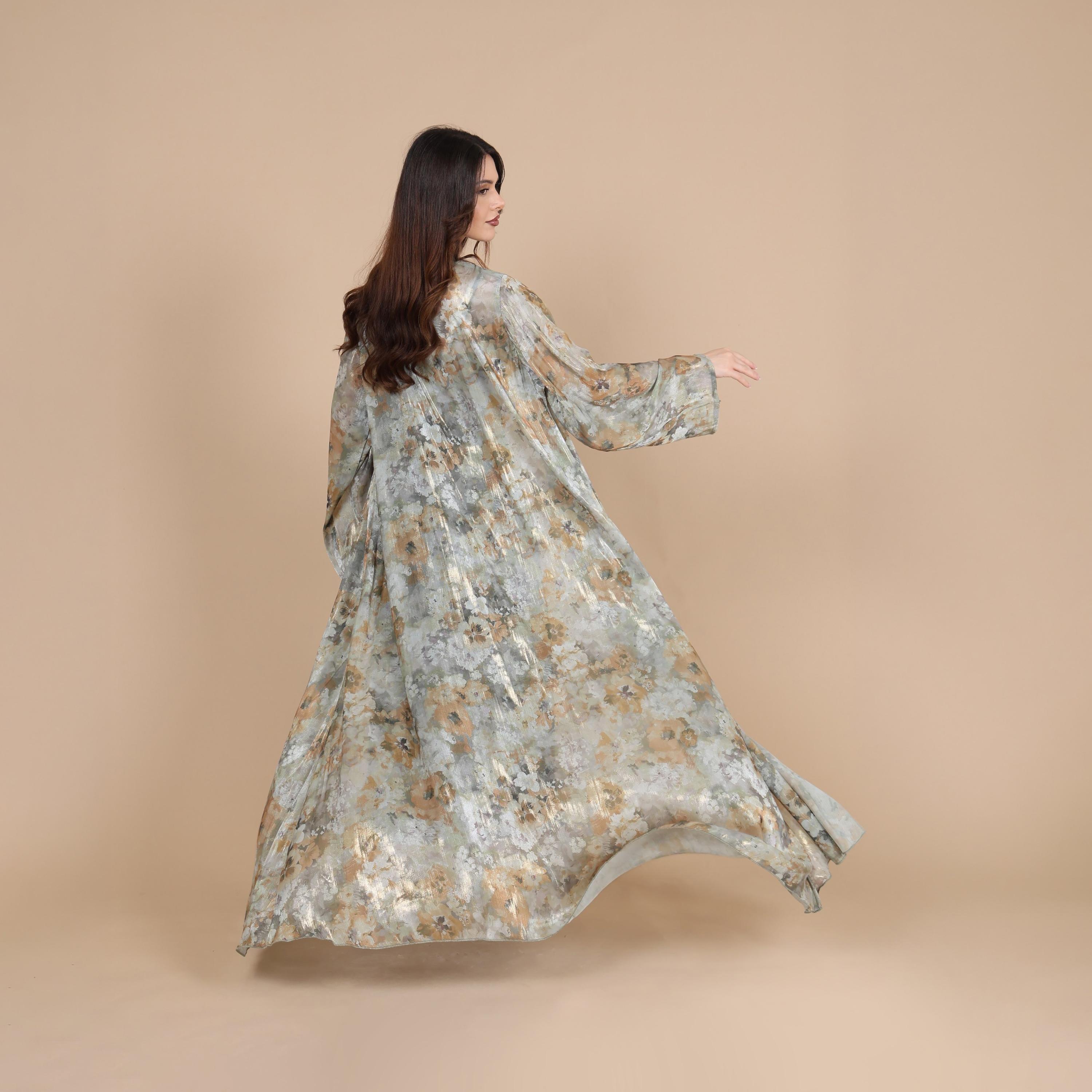 عباية للنساء من الأورجانزا بطبعة ربط وصبغ ألوان مائية وأكمام واسعة من إككسا-women-arabicclothing-abayas-image-10
