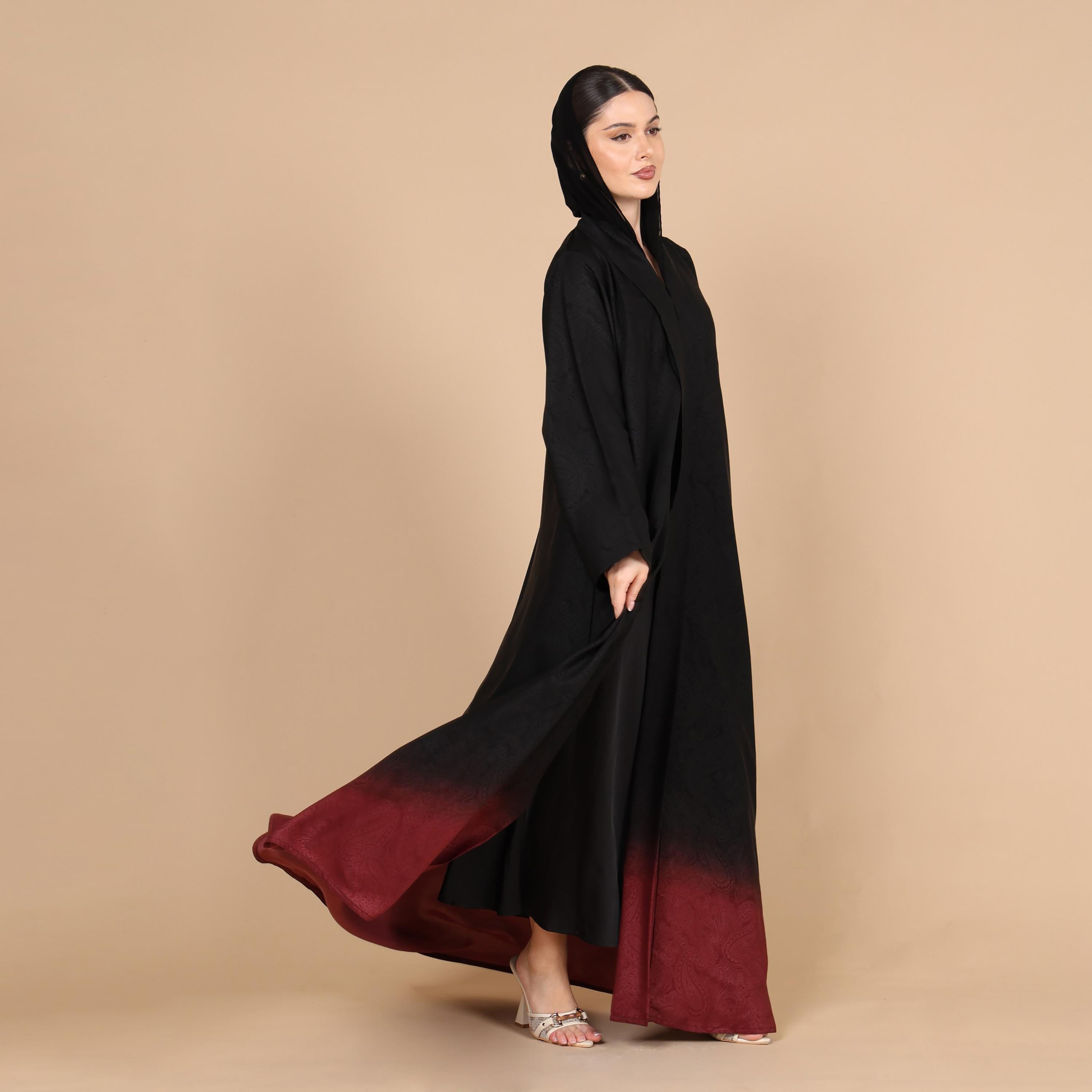 عباية للنساء بطبعة بيزلي وحافة متدرجة اللون (أومبري) مع حجاب من إككسا-women-arabicclothing-abayas-image-15