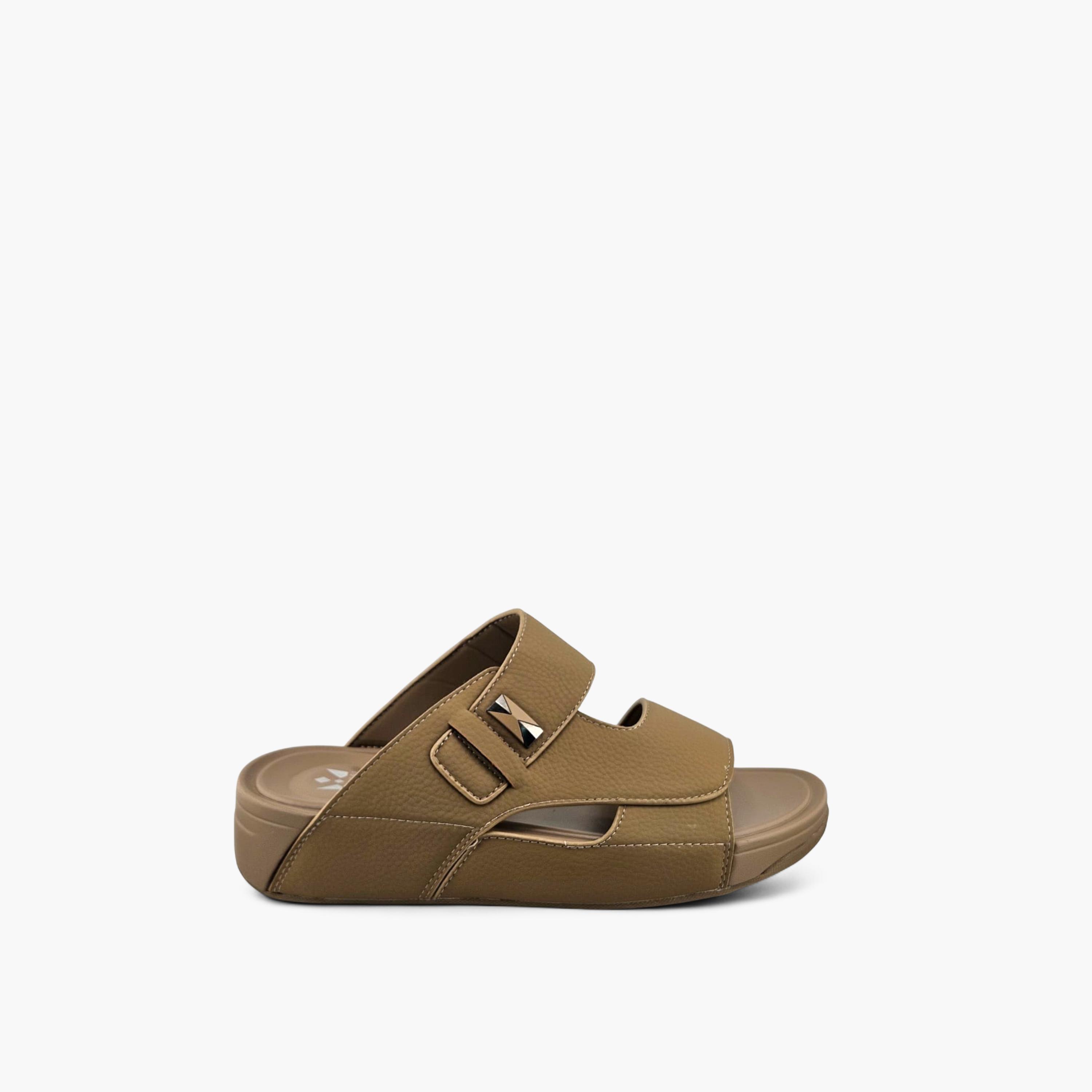 Al Fanoos Men's Slip-On Plush Comfort Arabic Sandals  | AF2602135-men-shoes-sandals-image-3
