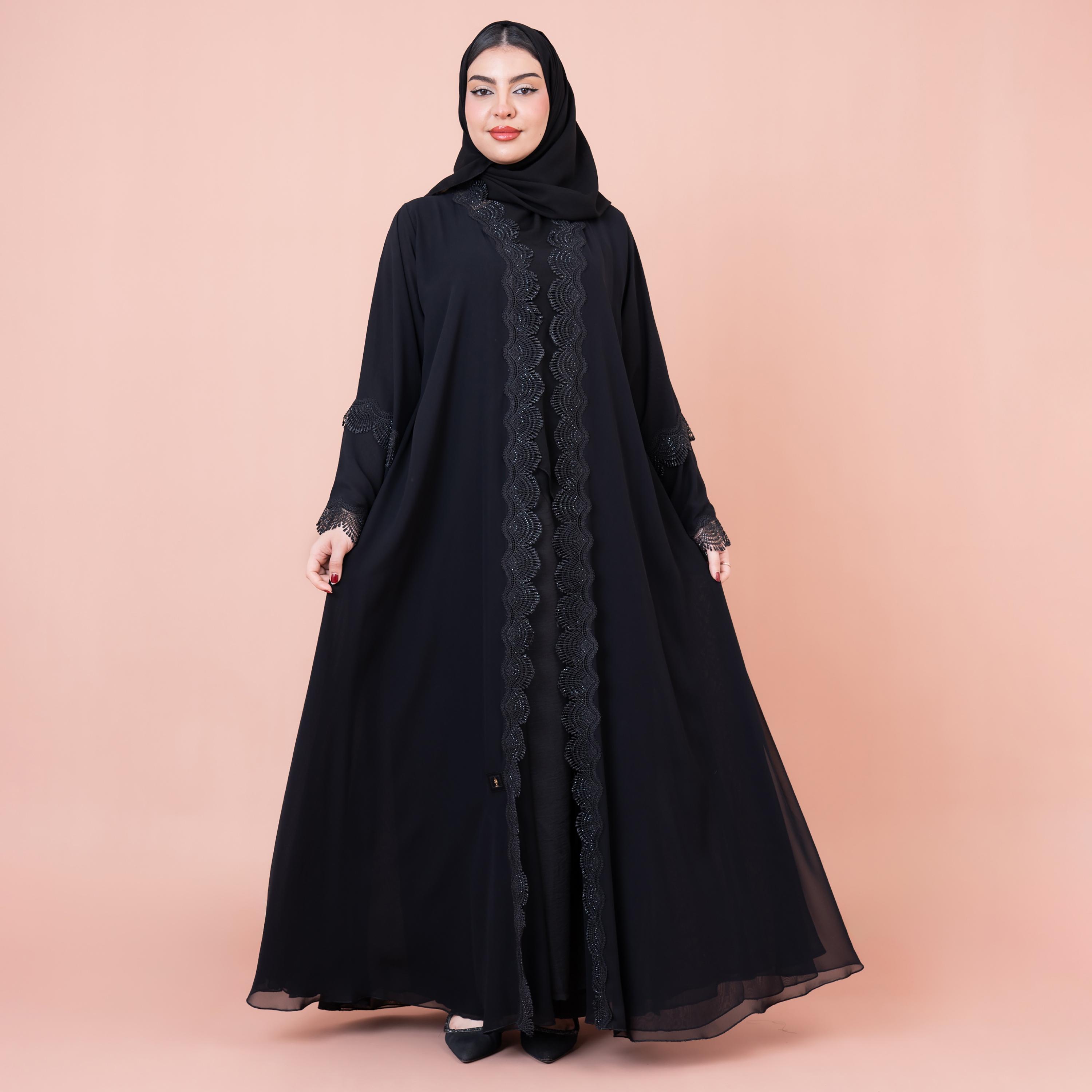 عباية نسائية سوداء بأكمام واسعة ومطرزة بتطبيقات مع حجاب من إيككسا-women-arabicclothing-abayas-image-4