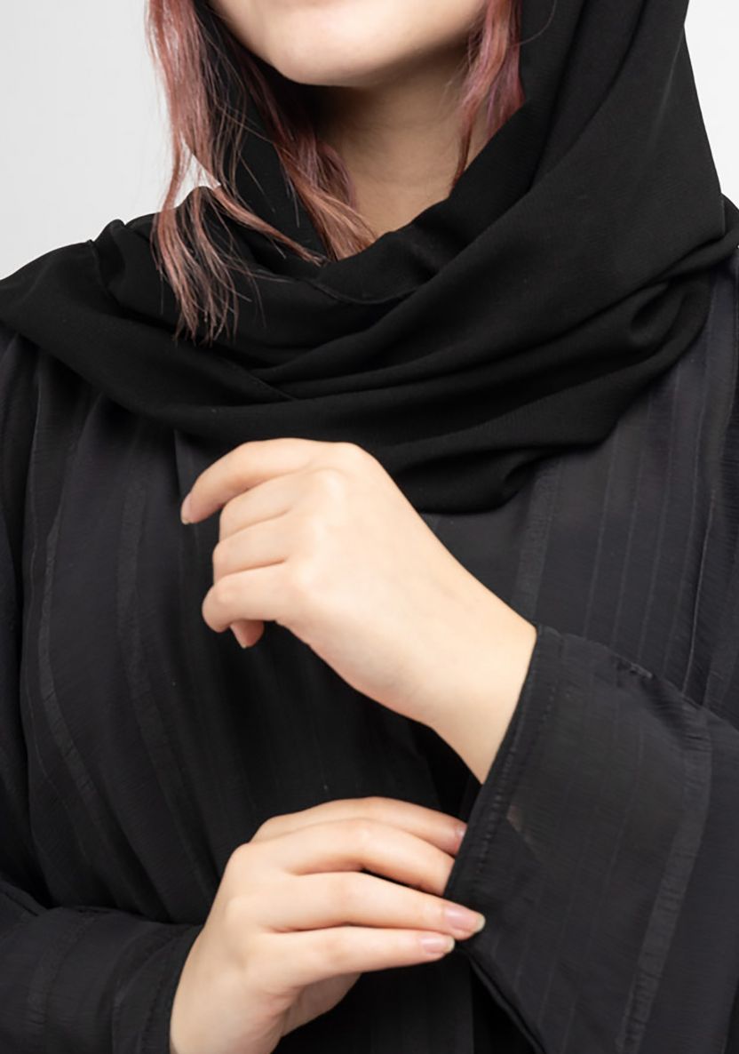 Buy Women's IKKXA Soft Striped Abaya with Matching Sheila Online ...