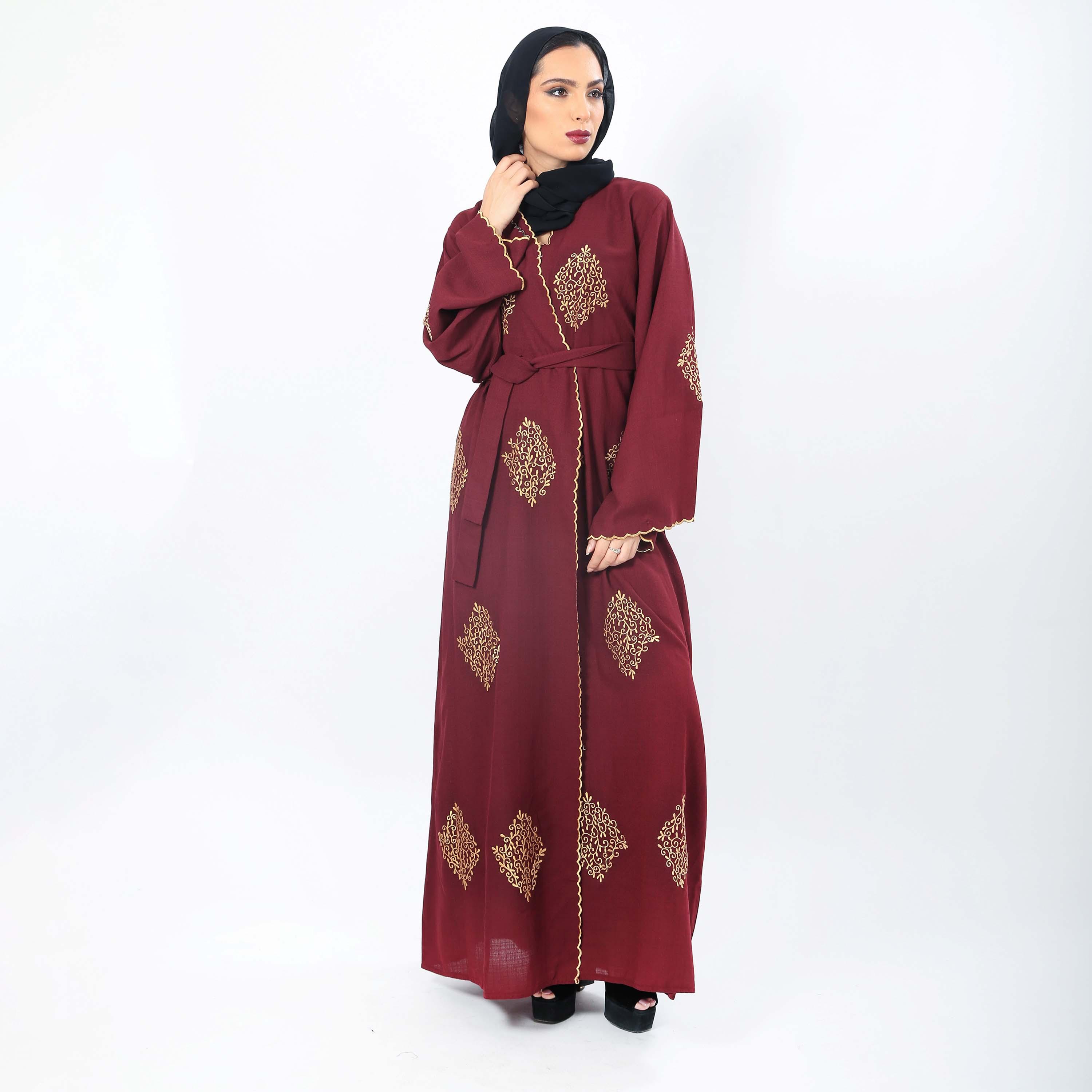 عباية لف من الكريب بأكمام واسعة مطرزة مع حجاب للنساء من نخبه-women-arabicclothing-abayas-image-3