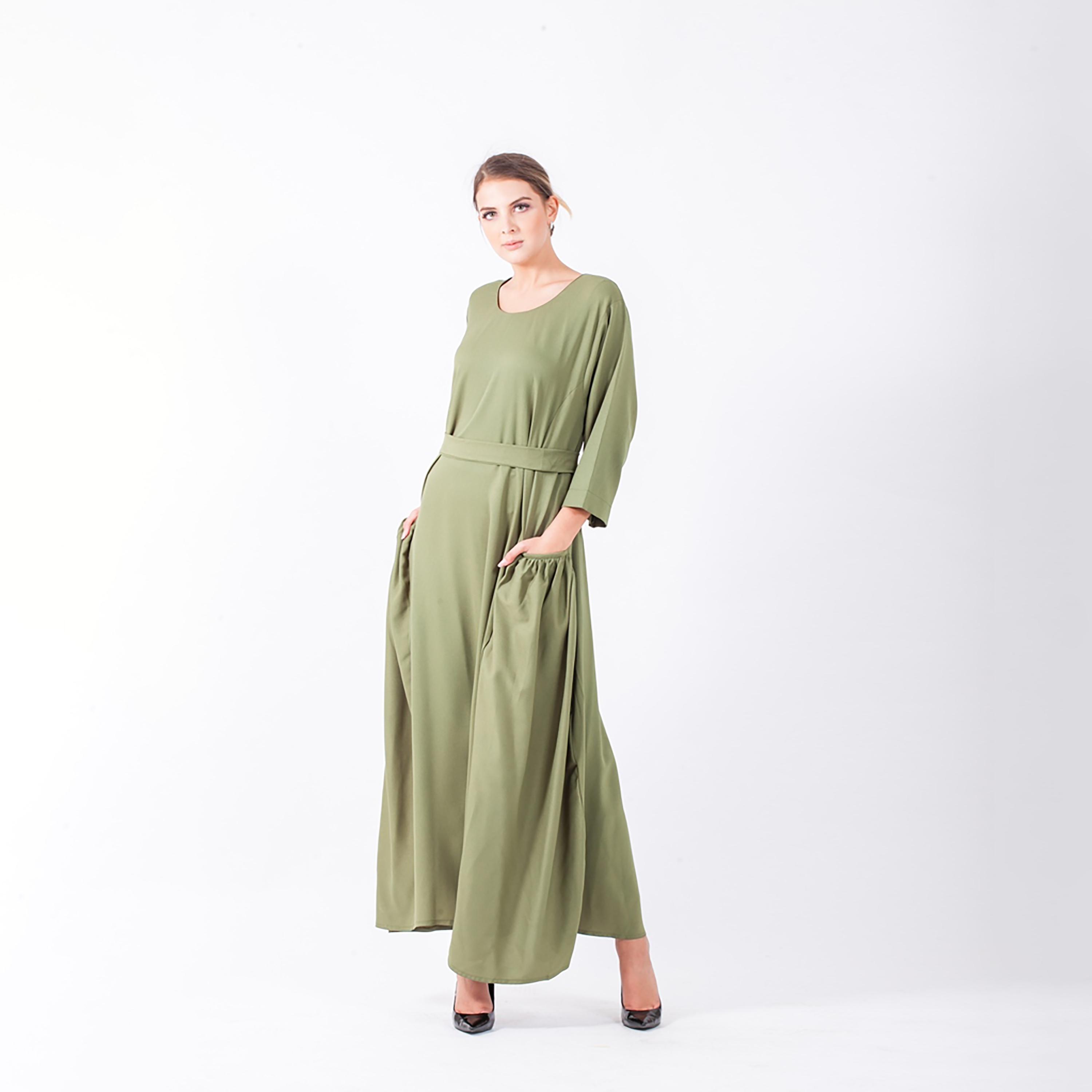 Nukhbaa Plain Jalabiya with Three-Quarter Sleeves & Front Tie-Up Belt-women-arabicclothing-abayas-image-1