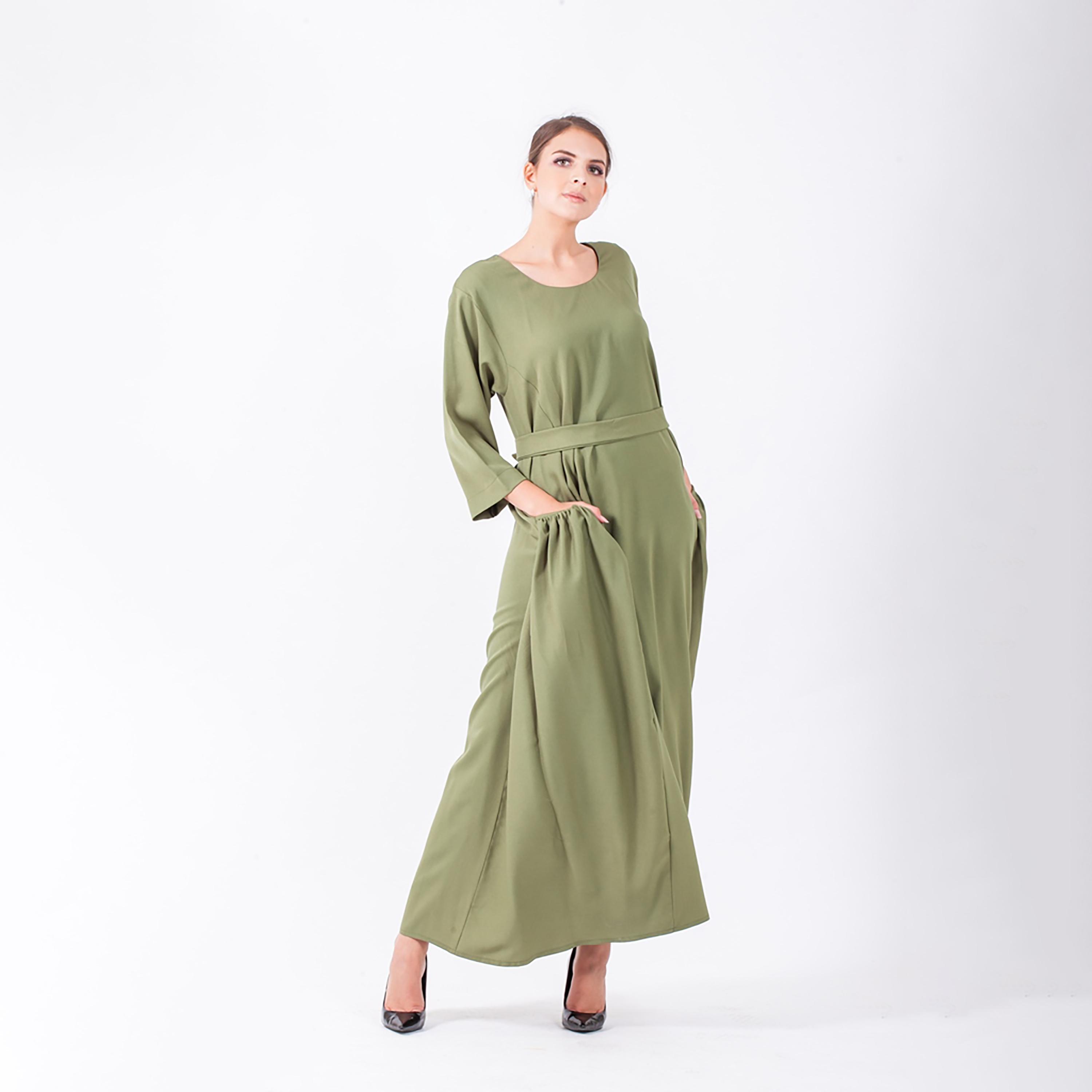 Nukhbaa Plain Jalabiya with Three-Quarter Sleeves & Front Tie-Up Belt-women-arabicclothing-abayas-image-2