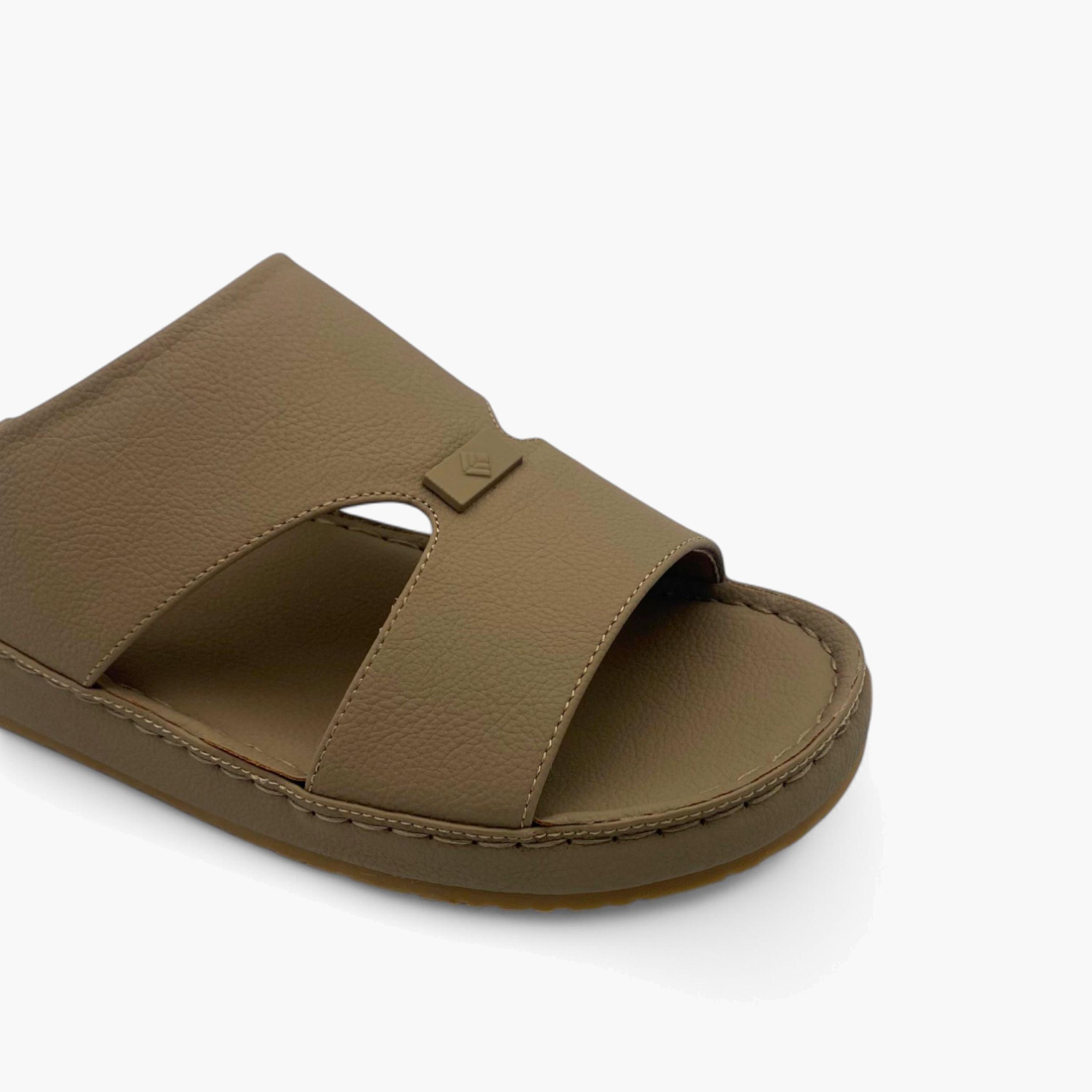 الفانوس- صندل عربي مخملي للرجال سهل الإرتداء | AL2502092-men-shoes-sandals-image-2