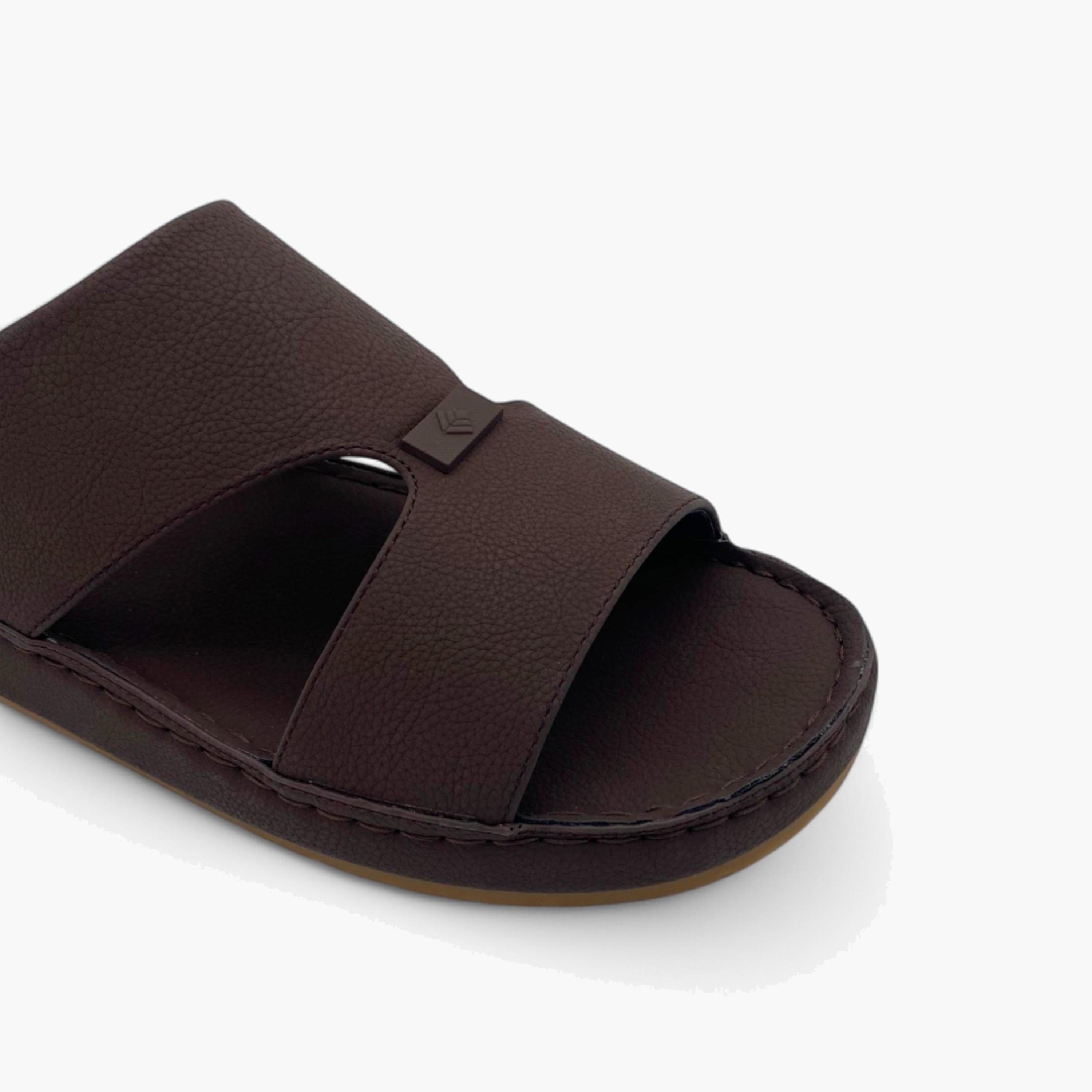 الفانوس- صندل عربي مخملي للرجال سهل الإرتداء | AL2502092-men-shoes-sandals-image-2