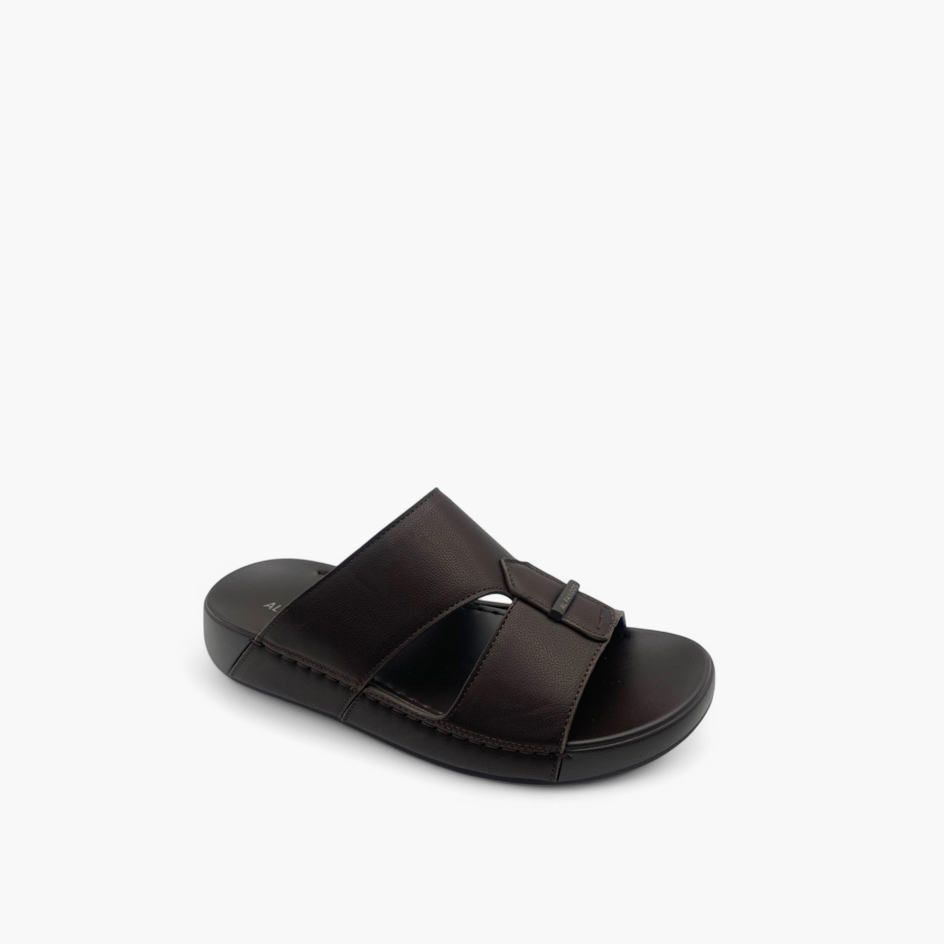 الفانوس- صندل عربي رجالي سهل الارتداء | AL2502134-men-shoes-sandals-image-1