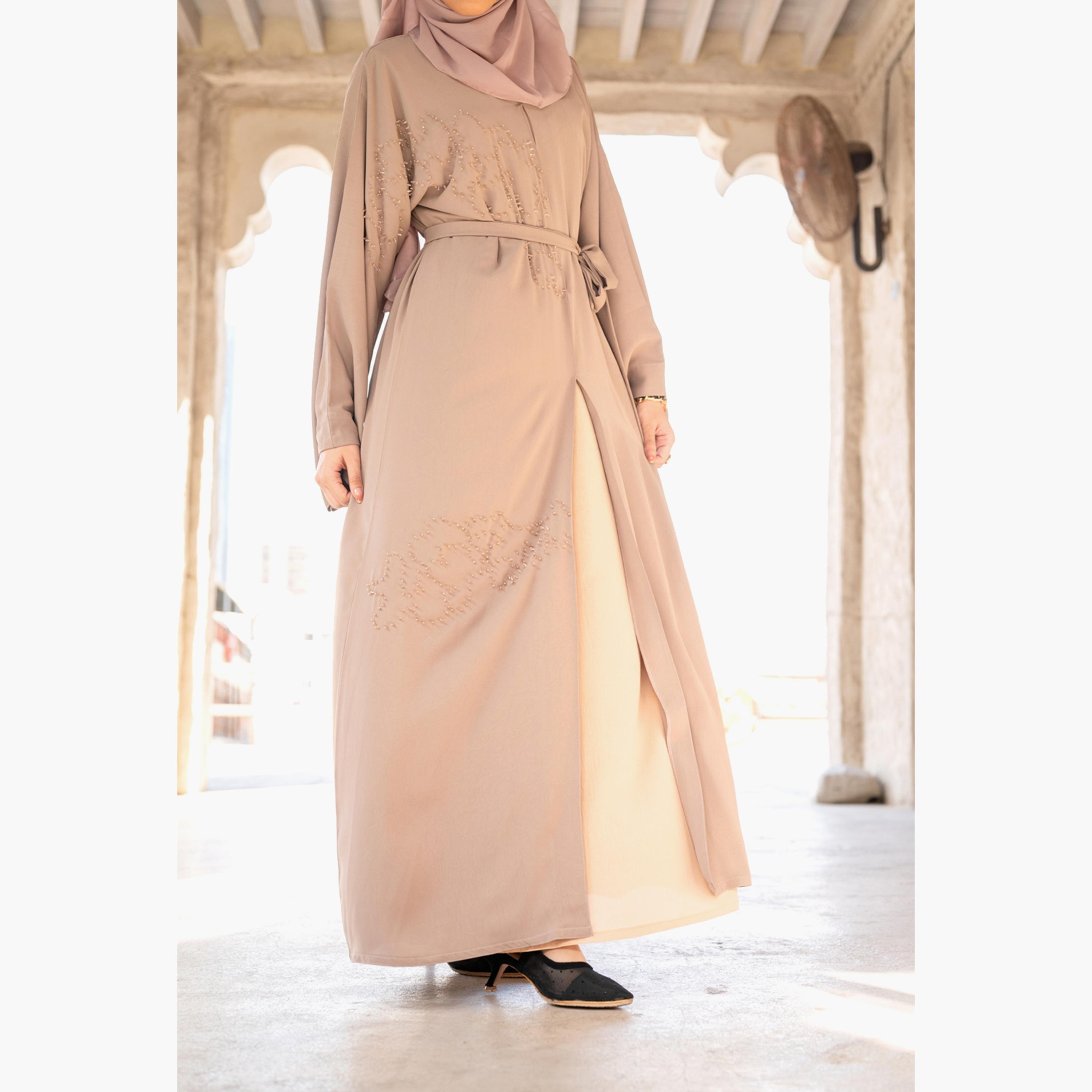 نخبه عباية مطرزة بالحجاب-women-arabicclothing-abayas-image-1