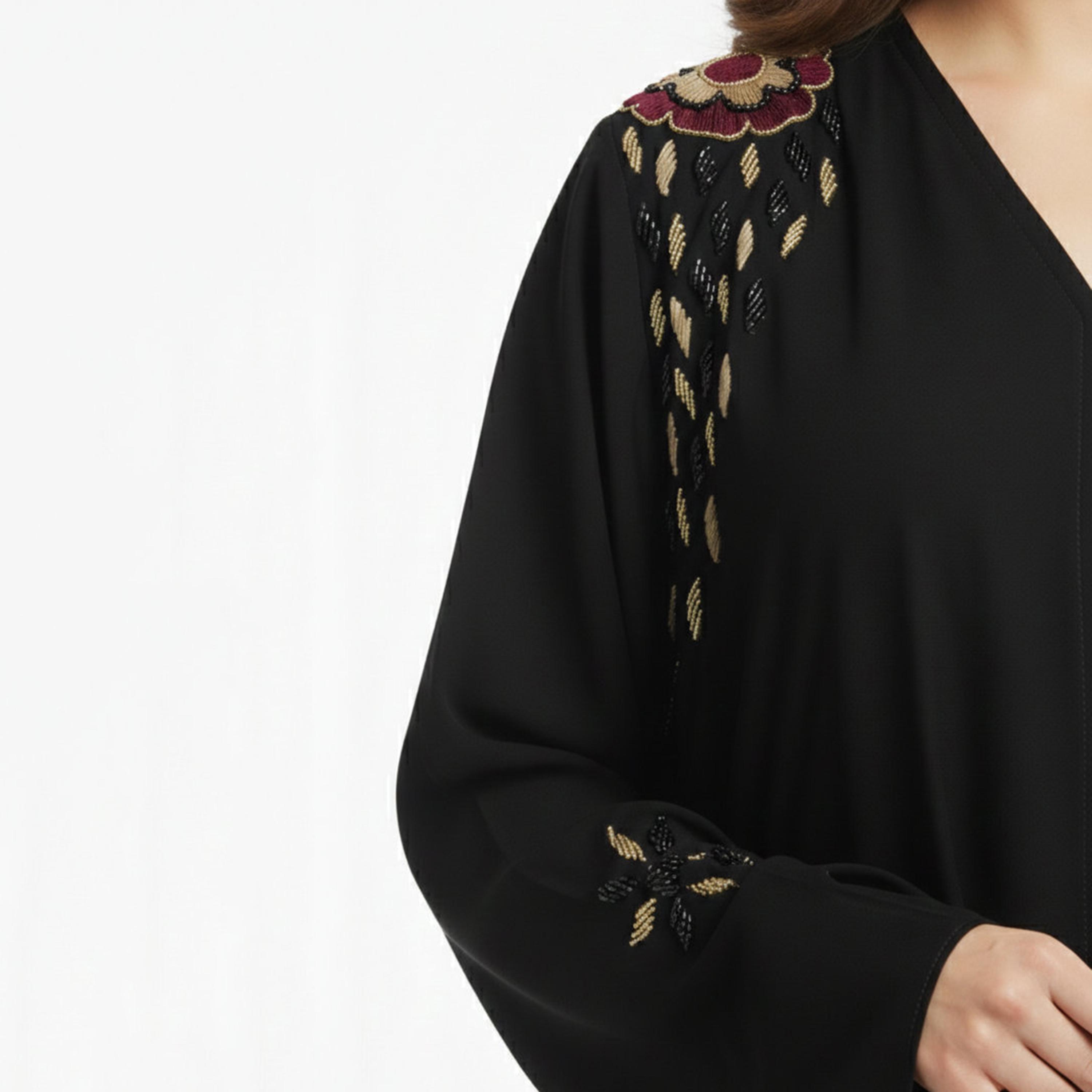عباءة نسائية سوداء بتطريز يدوي وزينة مع حجاب من حديث المدينة-women-arabicclothing-abayas-image-2