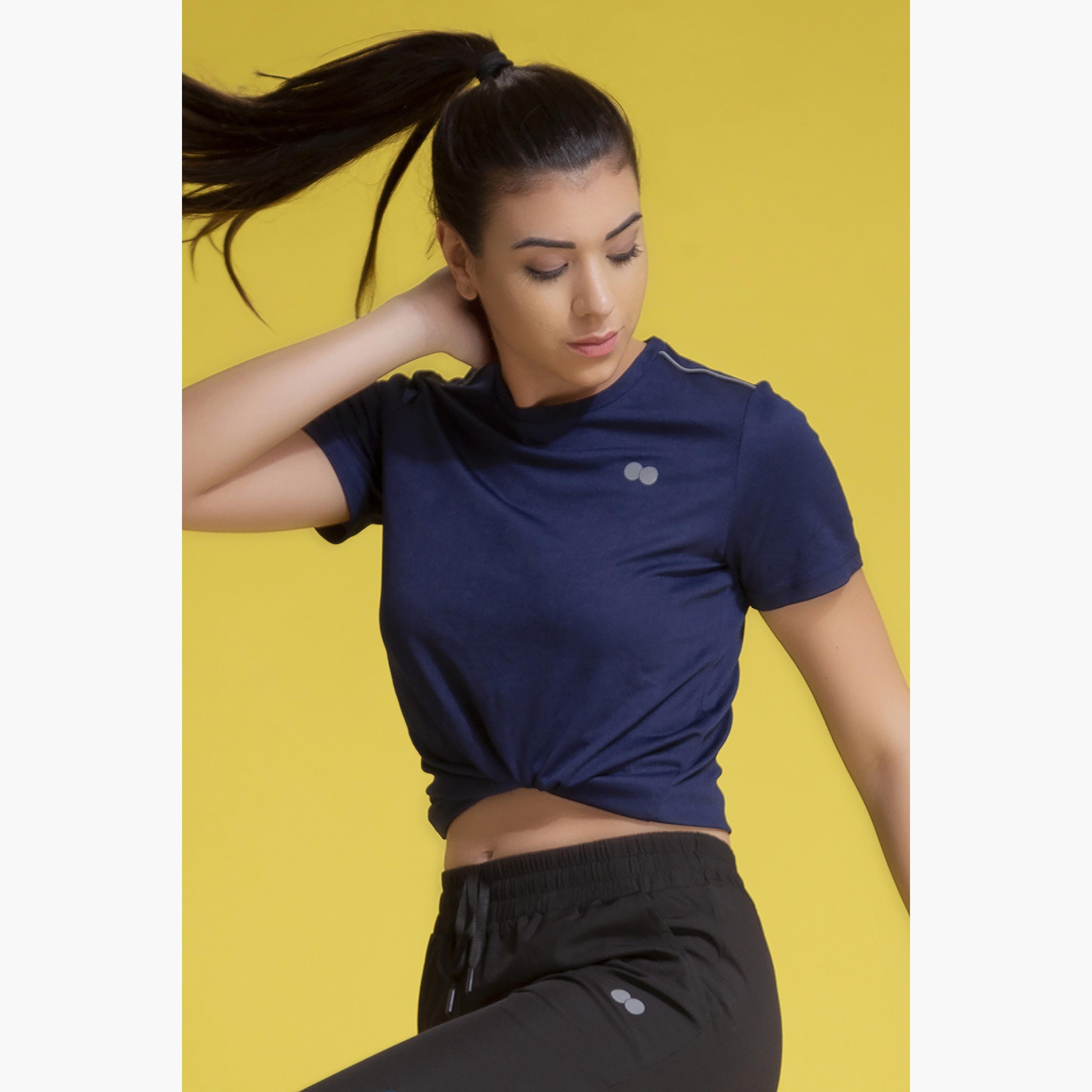 Clovia Solid Round Neck Short Sleeves T-Shirt-women-clothing-sportswearandactivewear-tshirtsandvests-image-1