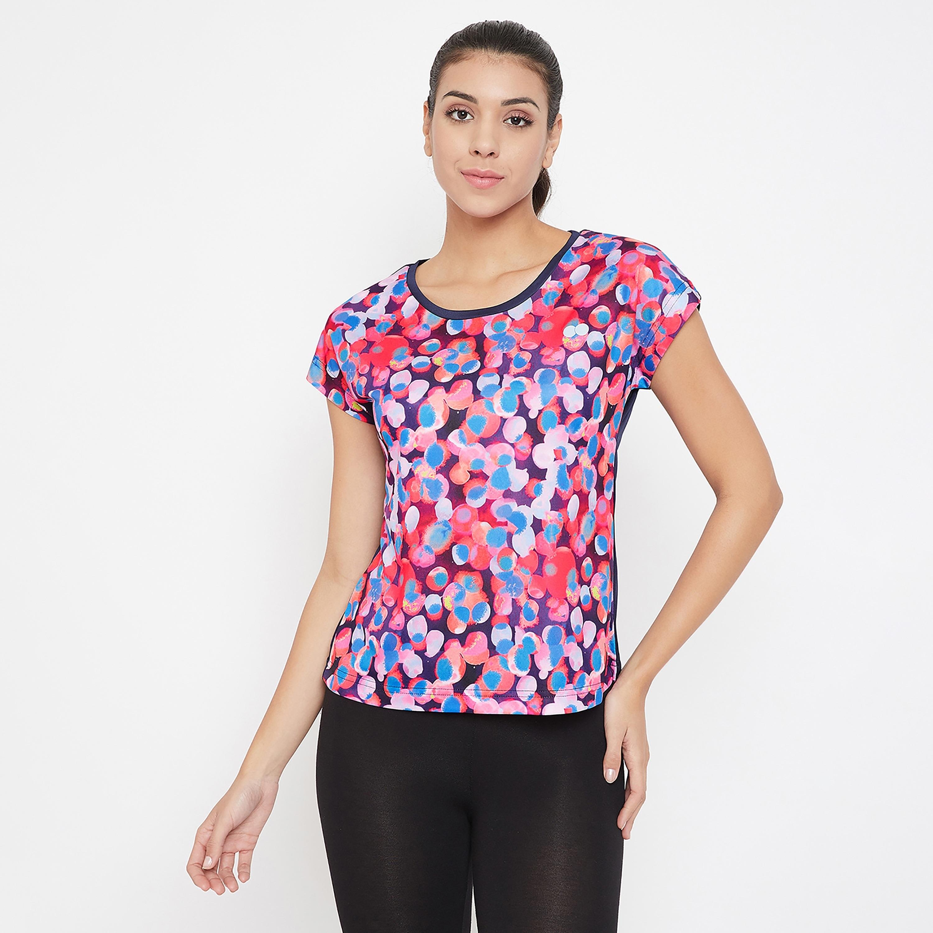 قميص قصير الأكمام بطبعة من كلوفيا برقبة مستديرة-women-clothing-sportswearandactivewear-tshirtsandvests-image-2