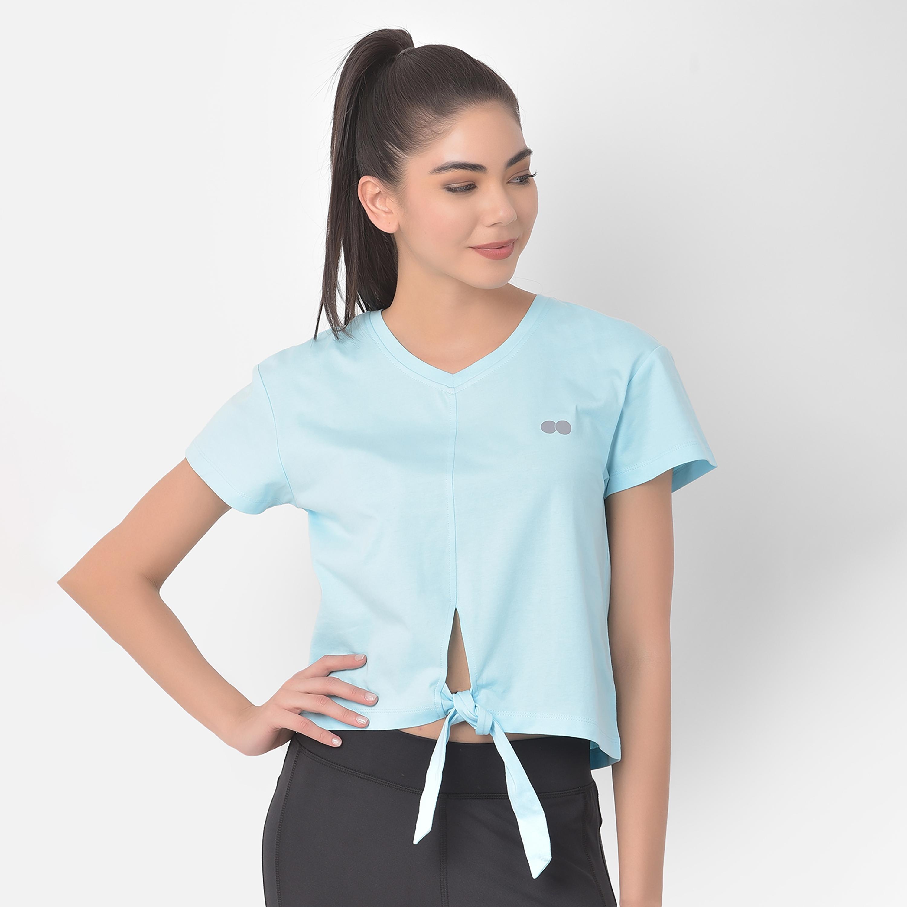 Clovia Solid V-Neck Tip Up Crop Top-women-clothing-sportswearandactivewear-tshirtsandvests-image-2