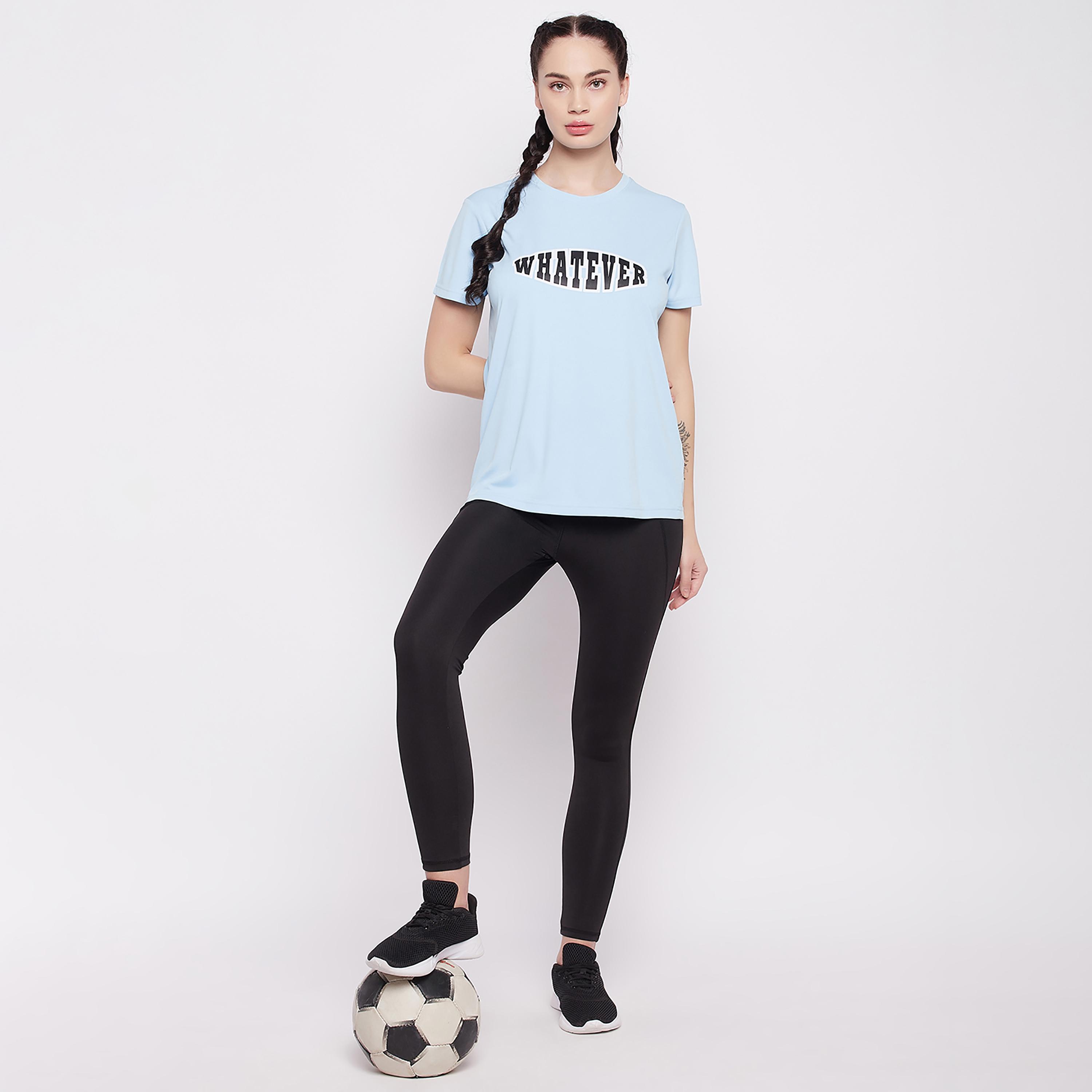 قميص قصير الأكمام بطبعة من كلوفيا برقبة مستديرة-women-clothing-sportswearandactivewear-tshirtsandvests-image-3
